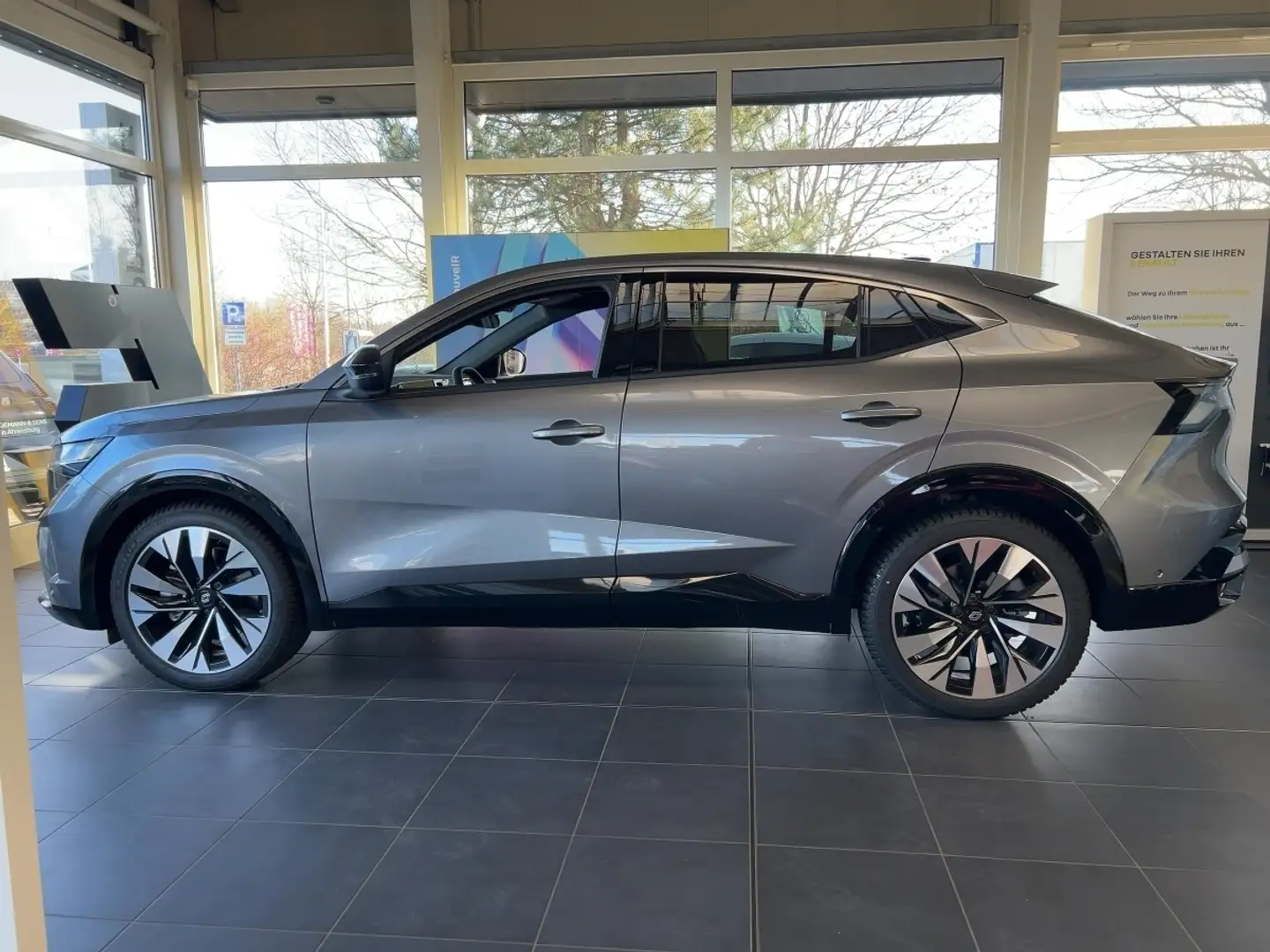 Renault Rafale Techno E-Tech Full Hybrid 200 Gri - 2