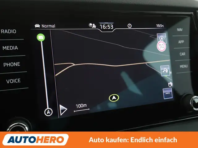 Skoda Karoq view 22