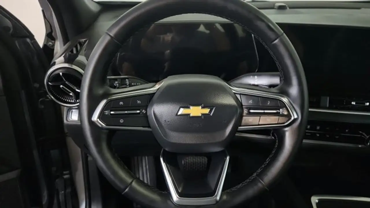Chevrolet Equinox photo Chevrolet Equinox