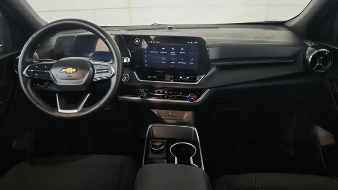 Chevrolet Equinox photo Chevrolet Equinox