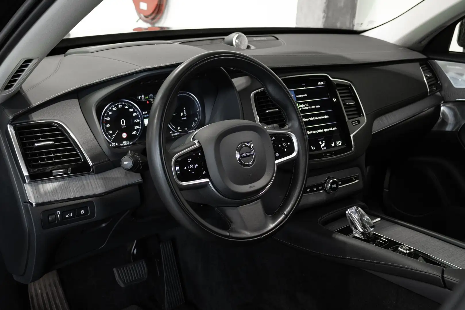 Volvo XC90 T8 Recharge AWD Inscription | Bowers & Wilkins Aud Schwarz - 2