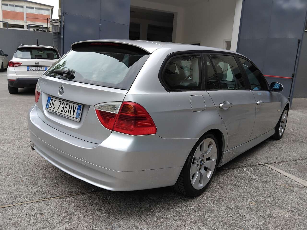 BMW 320 320d Touring futura