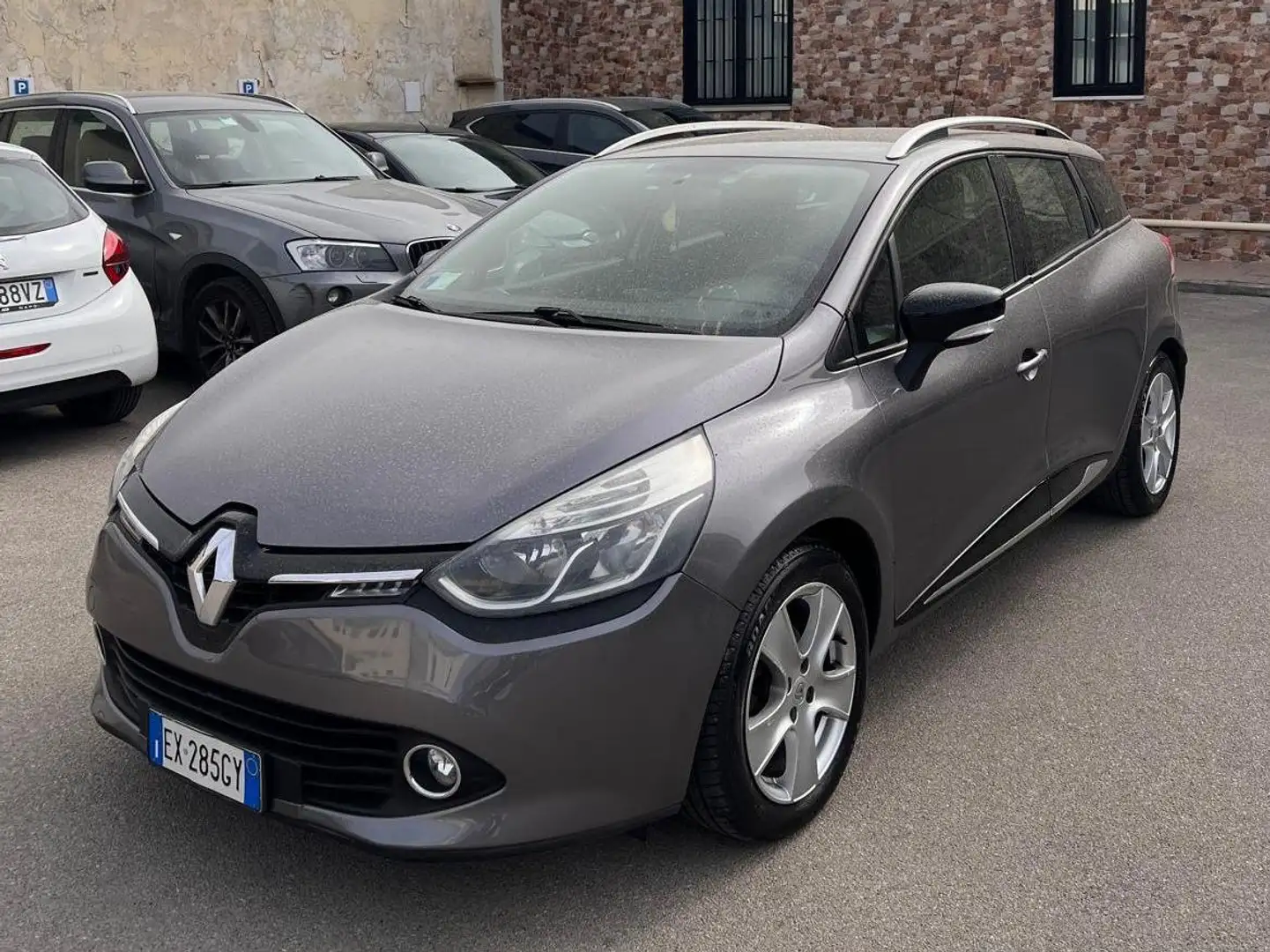 Renault Clio Clio Sporter 1.2 Wave 75cv GPL Szary - 1