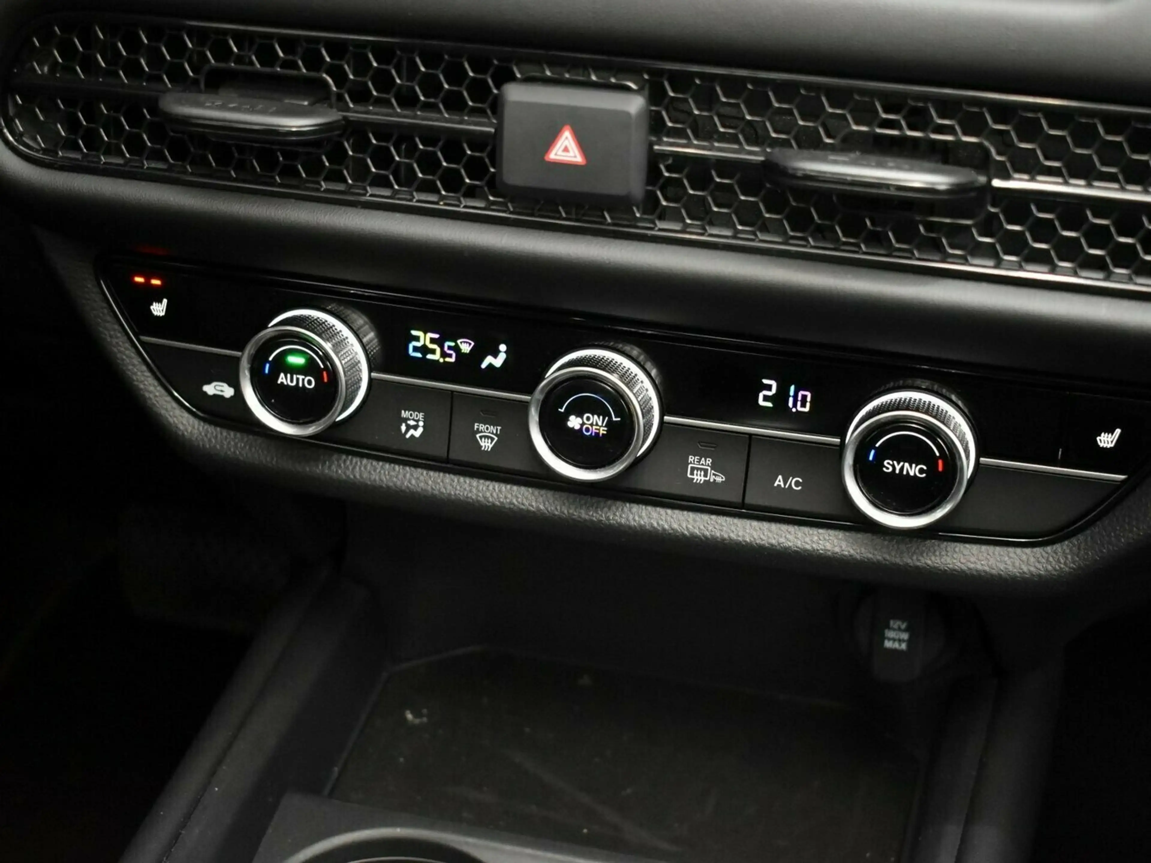 Honda ZR-V e:HEV Elegance — photo 6