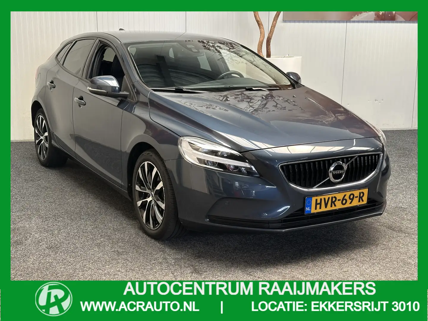 Volvo V40 1.5 T2 MOMENTUM LEDER NAVIGATIE CRUISE CONTROL CLI Blauw - 1