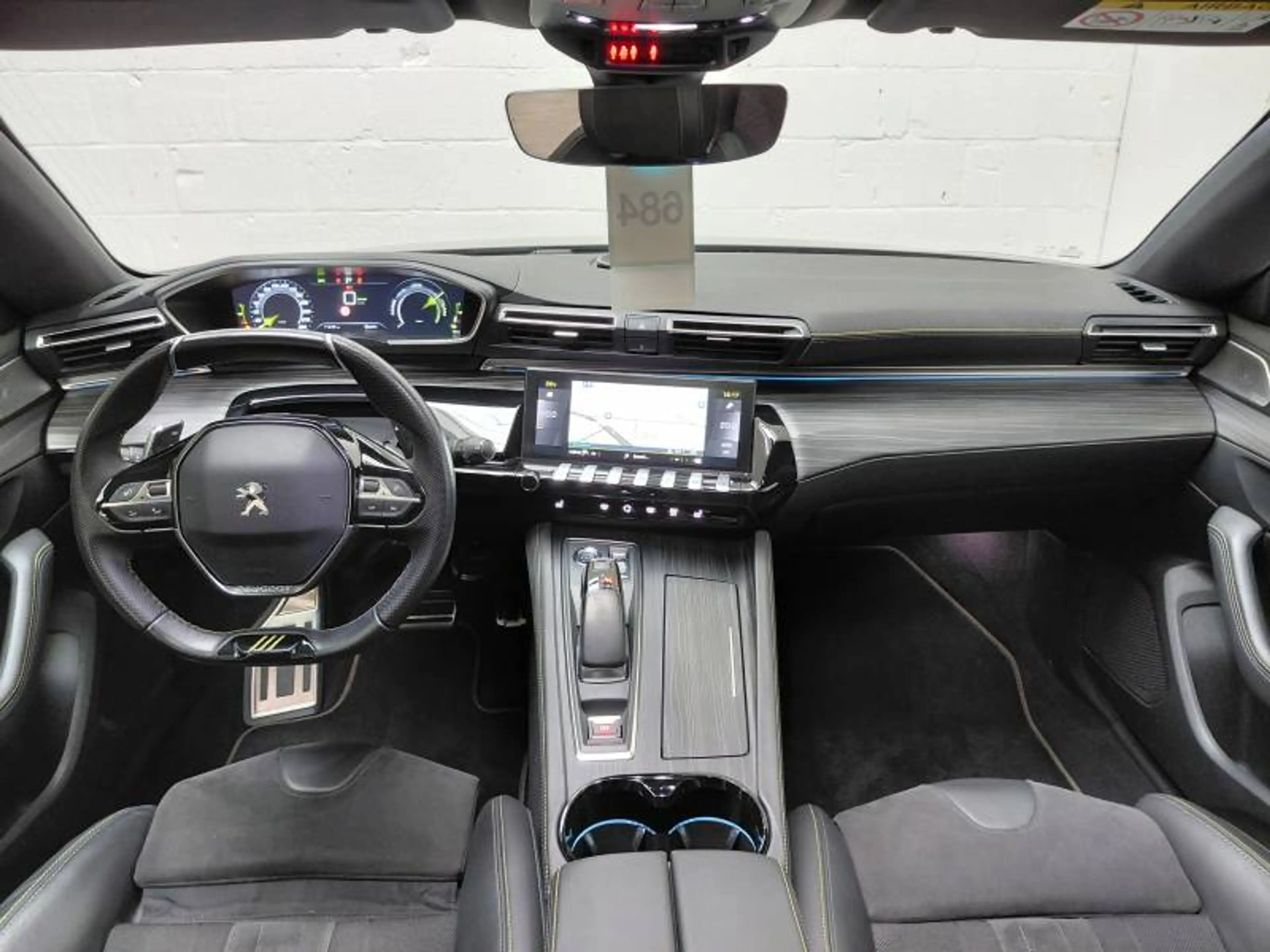Peugeot 508 SW 2 1.6 Hybrid 360 e-EAT8 PSE — photo 10