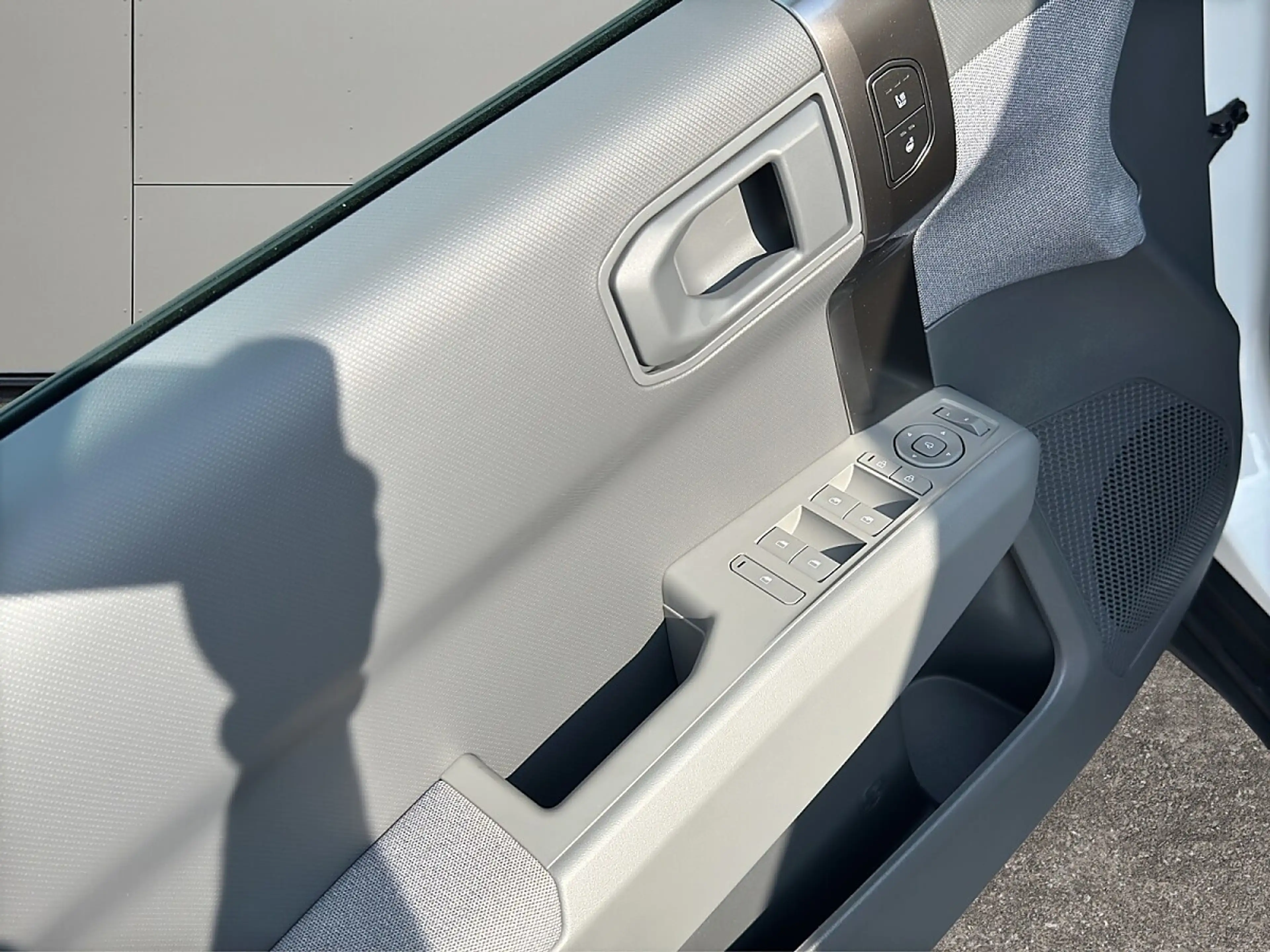 Kia EV3 AWD 81,4kWh Earth — photo 10