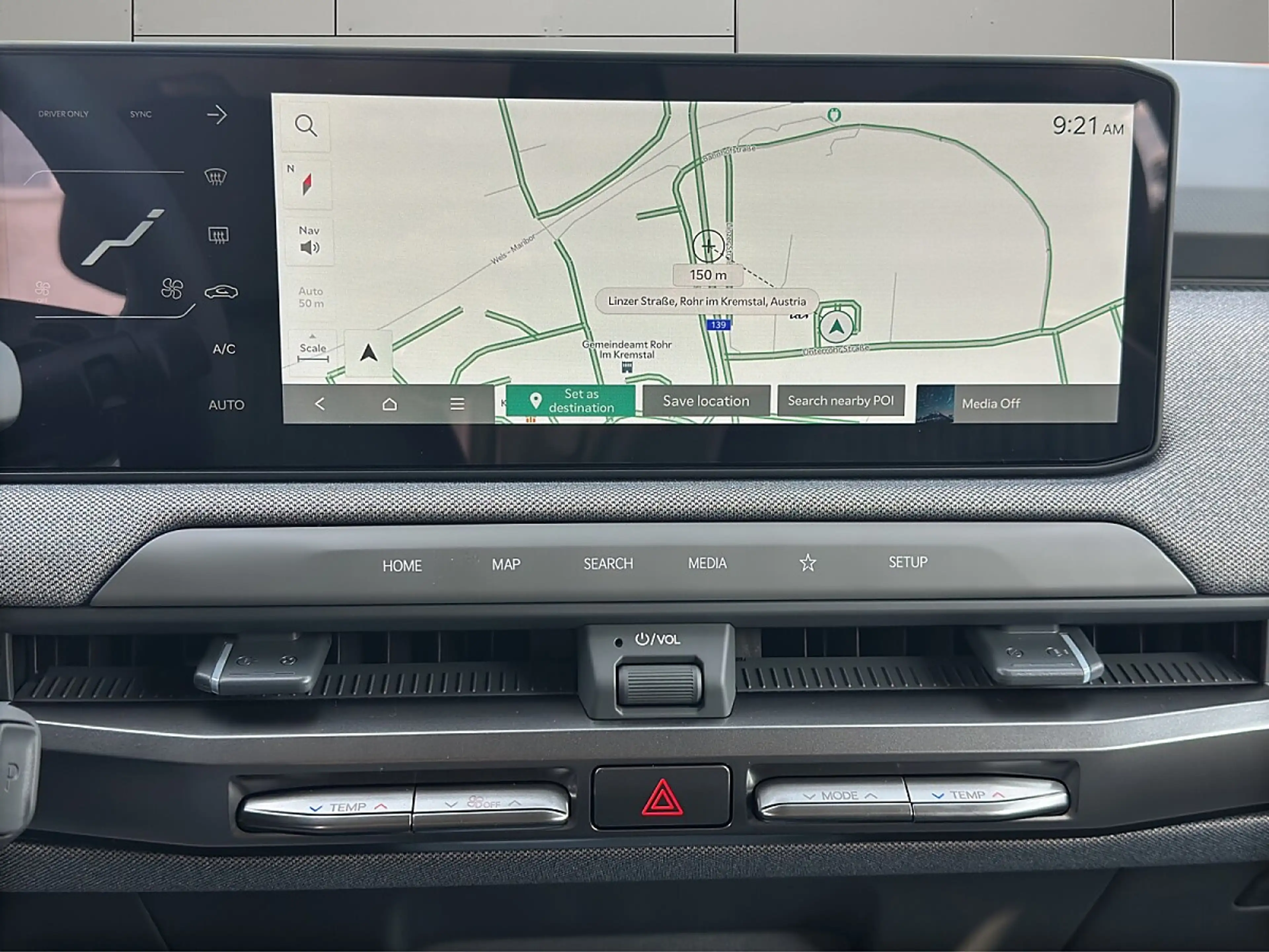 Kia EV3 AWD 81,4kWh Earth — photo 15