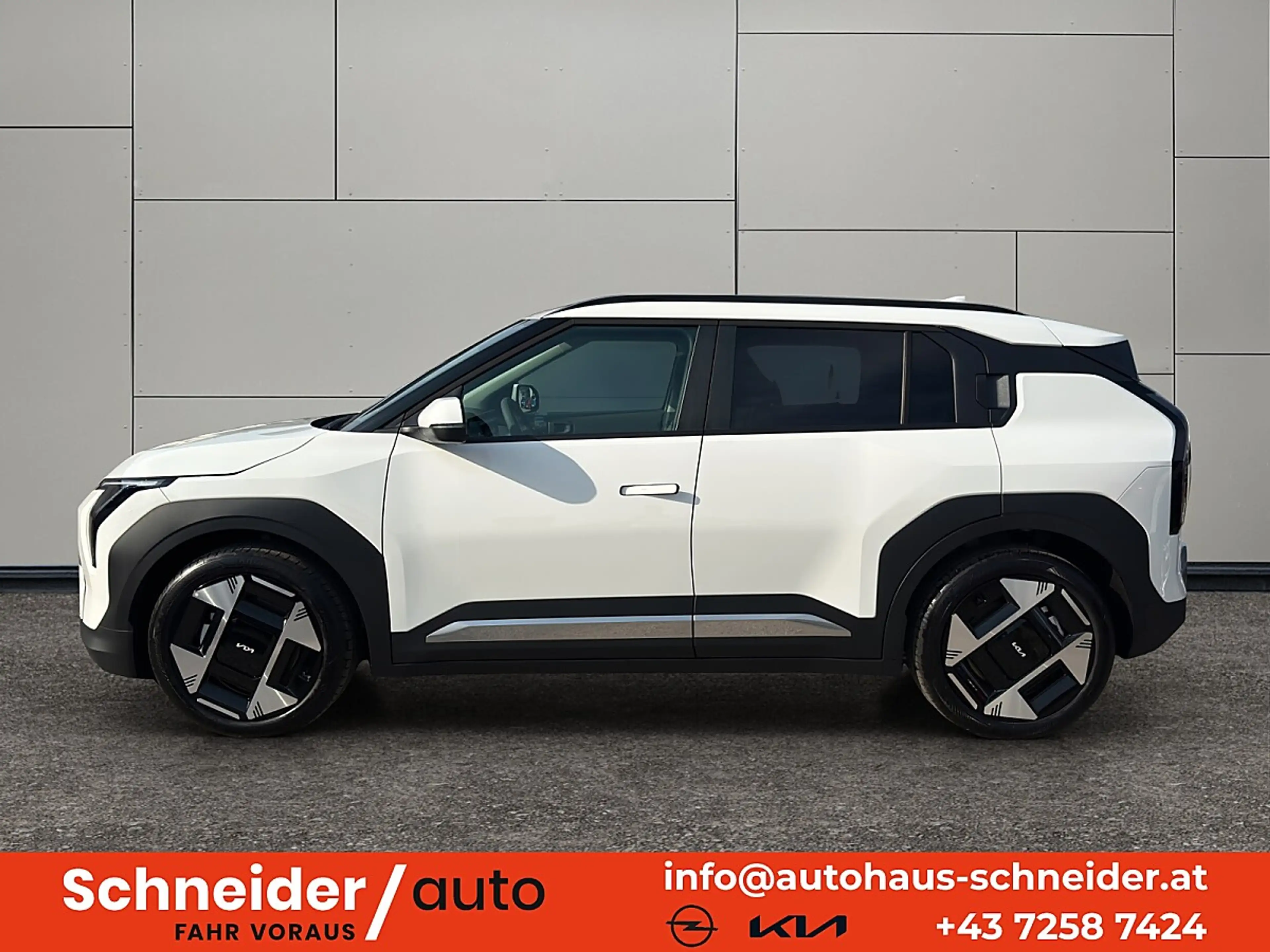 Kia EV3 AWD 81,4kWh Earth — photo 4