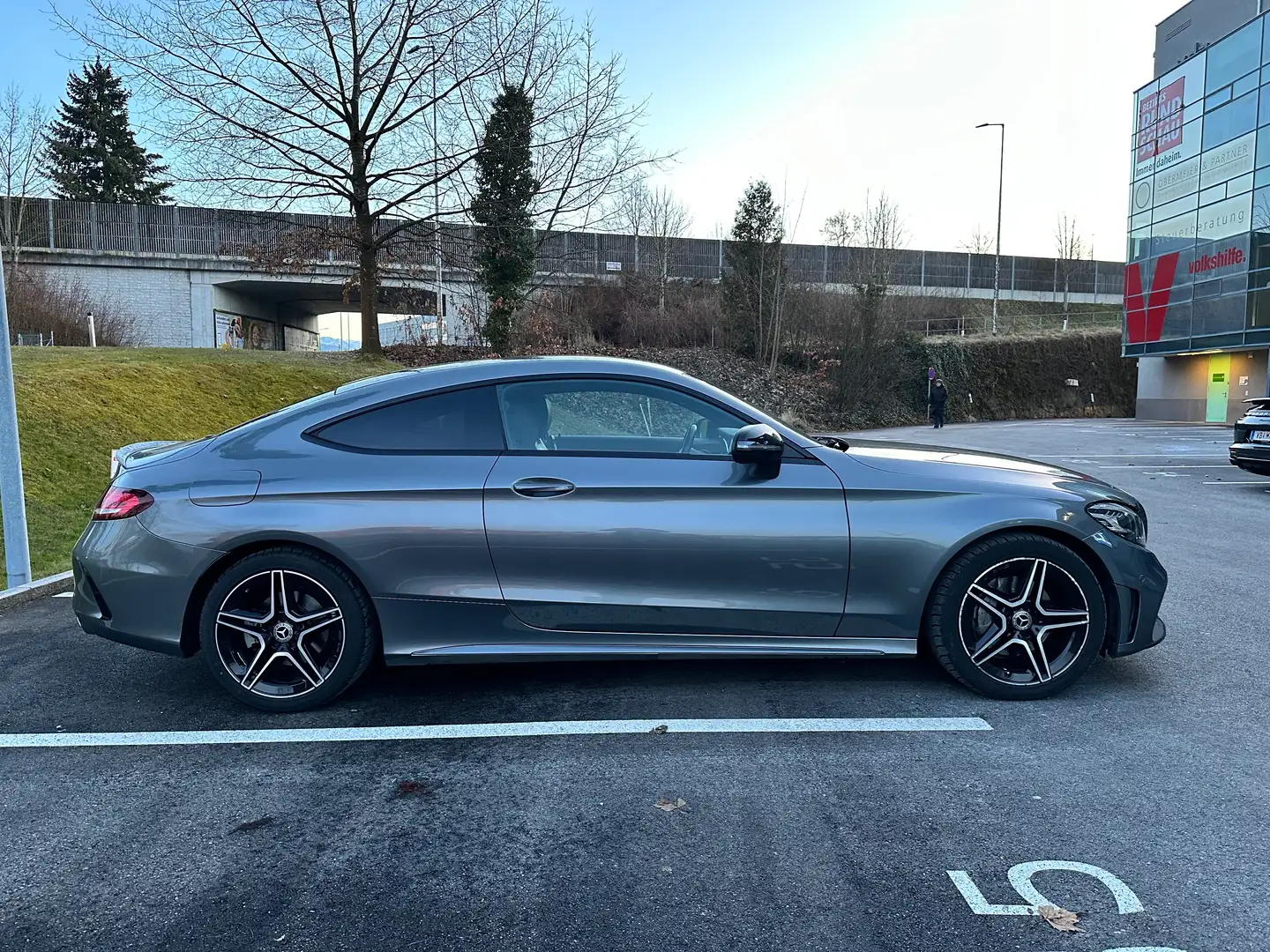 Mercedes-Benz C 220 d Coupe Aut. AMG-Paket-FACELIFT Grau - 1