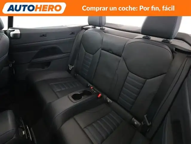 BMW 4 Series view 15