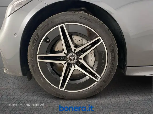 Mercedes-Benz 300 view 18