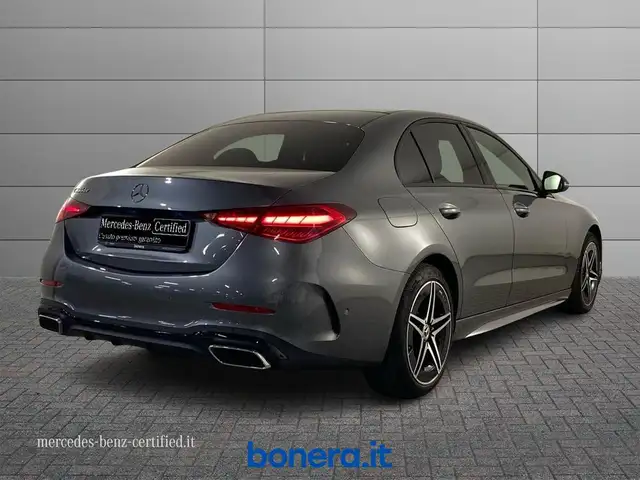 Mercedes-Benz 300 view 3