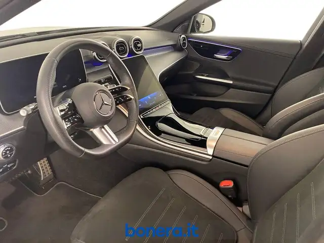 Mercedes-Benz 300 view 10