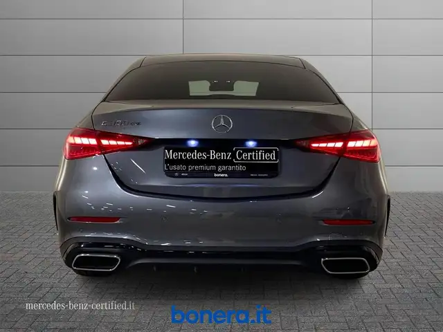 Mercedes-Benz 300 view 5