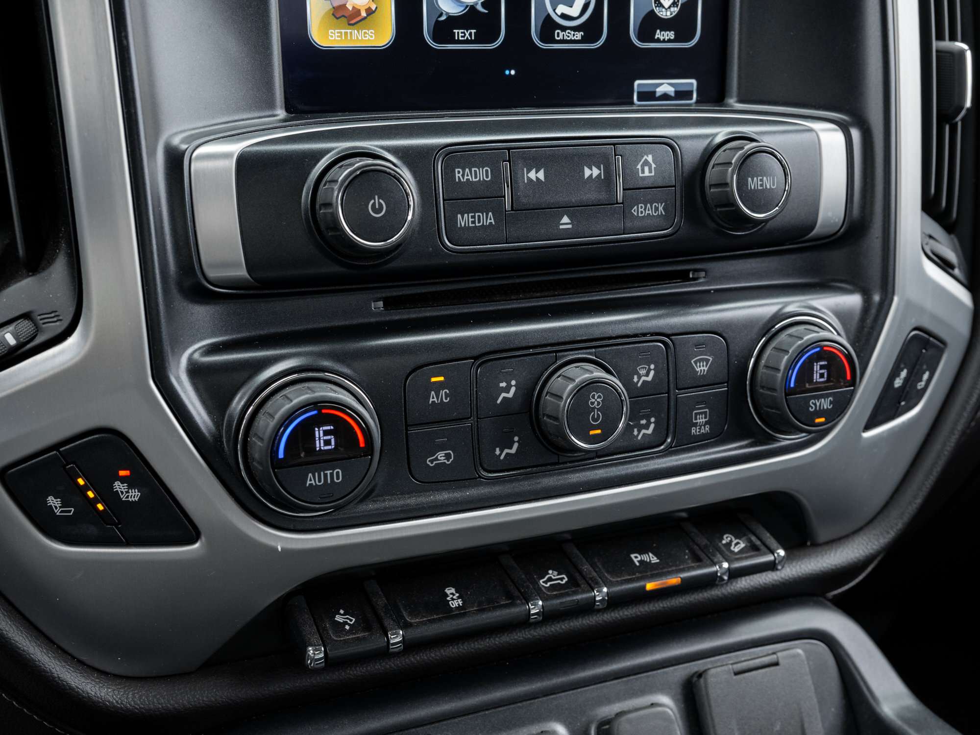 used 2018 GMC Sierra 1500 car, priced at $25,989