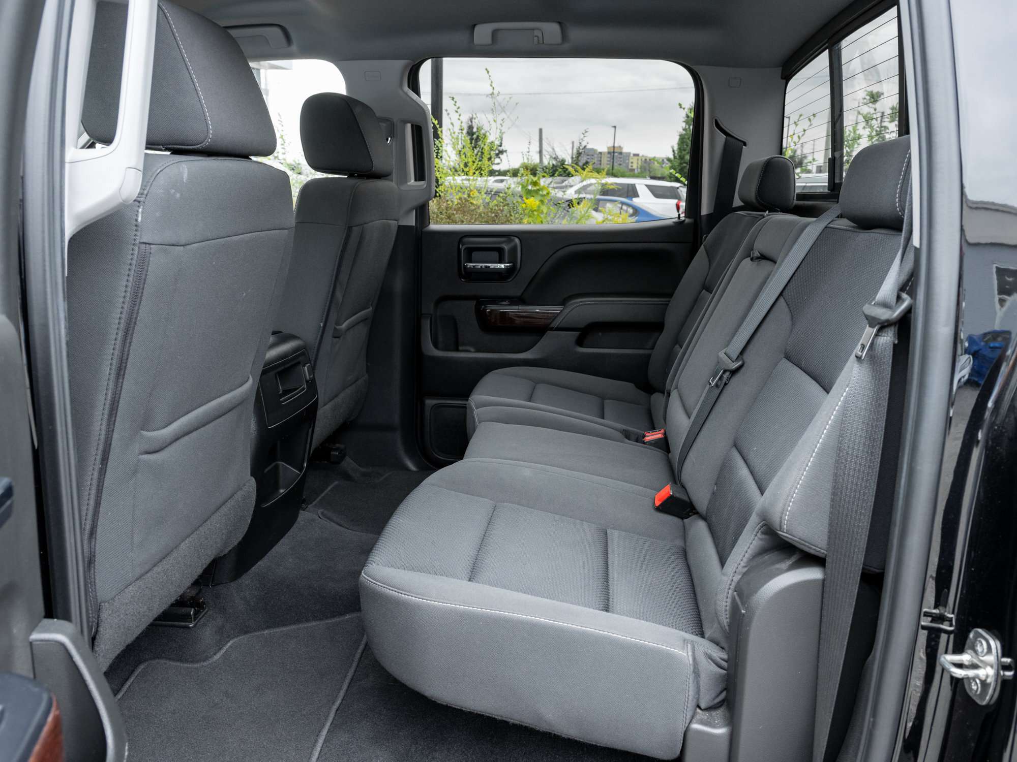 used 2018 GMC Sierra 1500 car, priced at $25,989