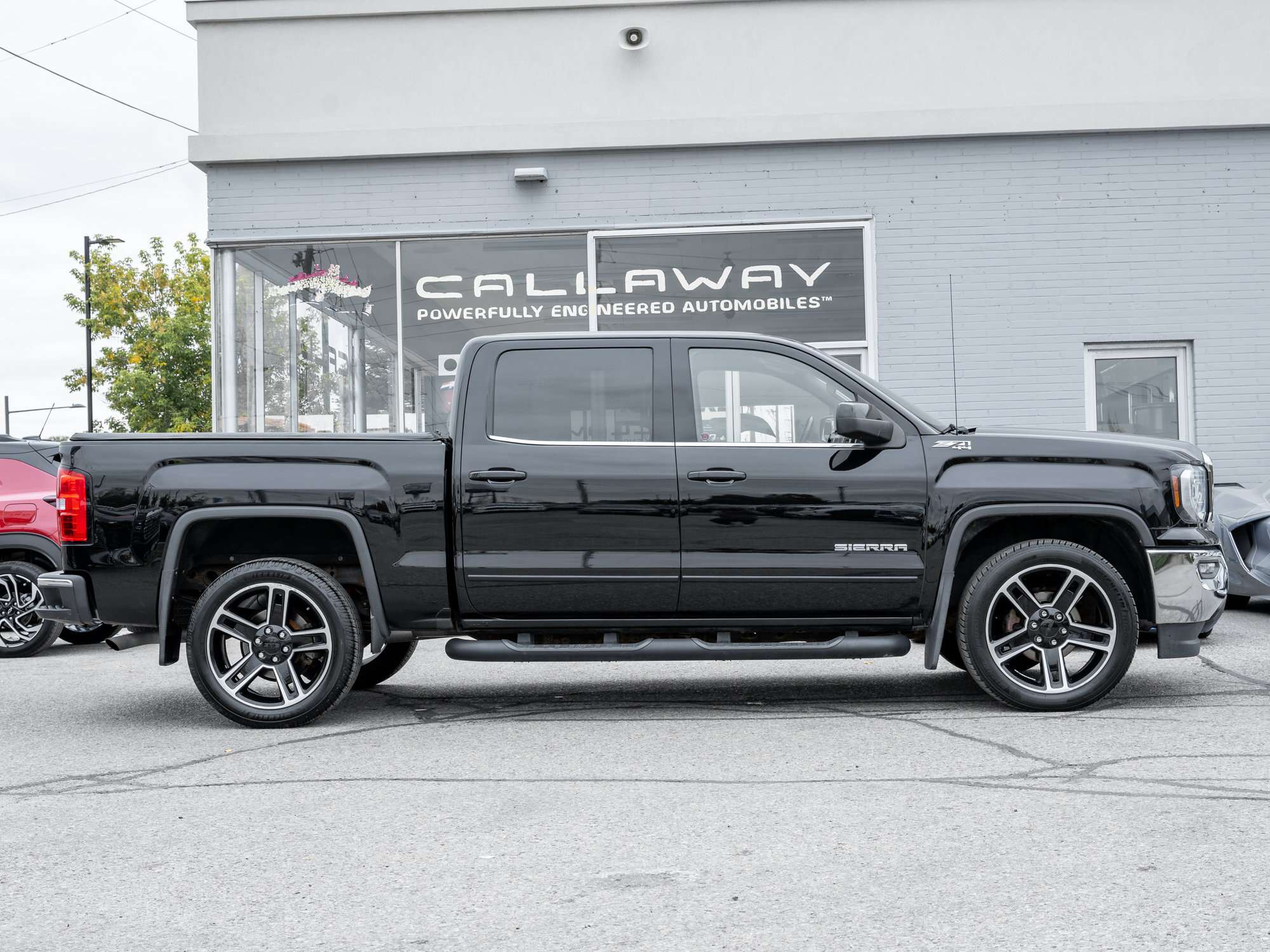 used 2018 GMC Sierra 1500 car, priced at $25,989