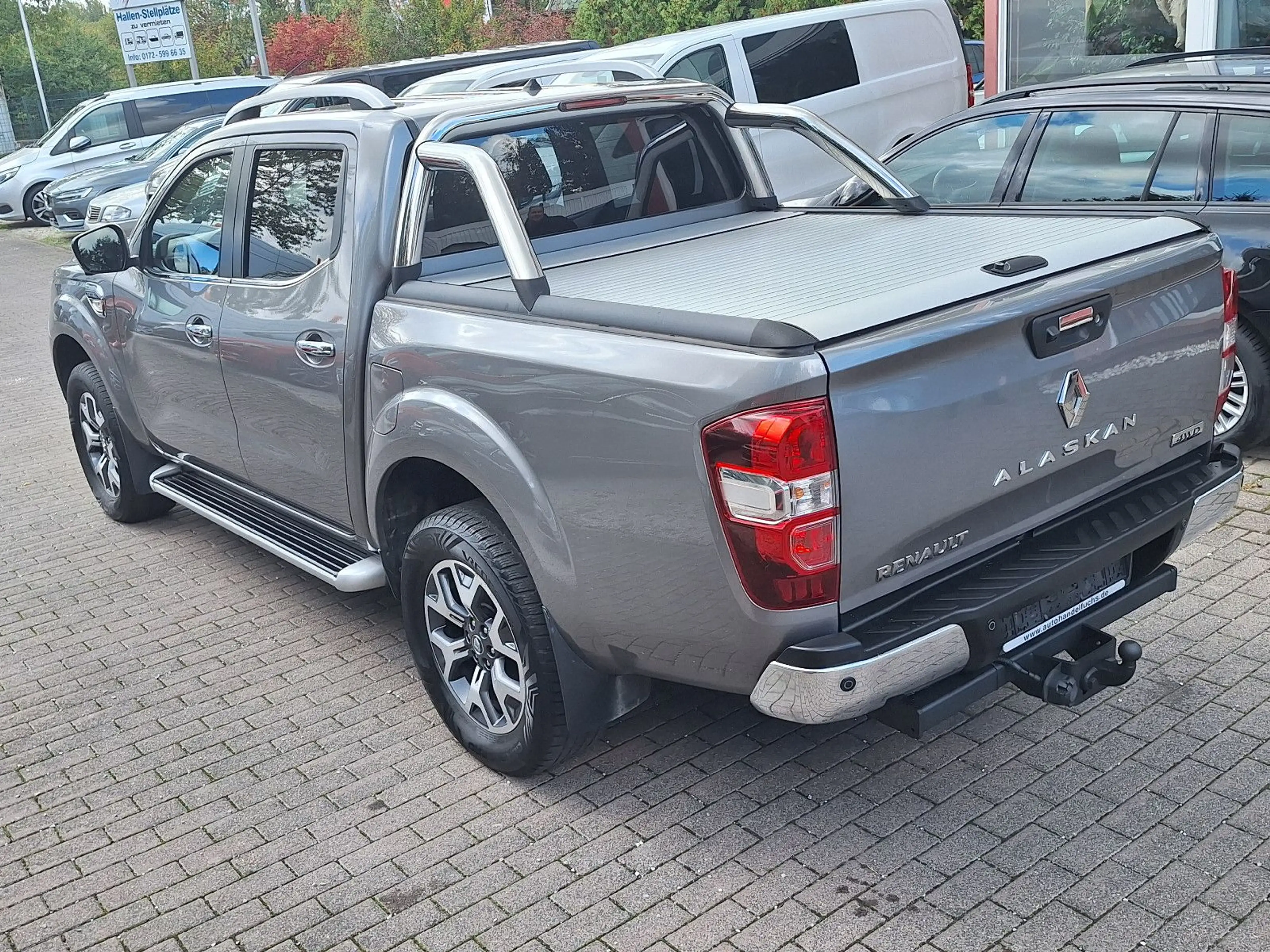 Renault Alaskan Intens Double Cab 4x4 Leder AHK 360° — photo 12