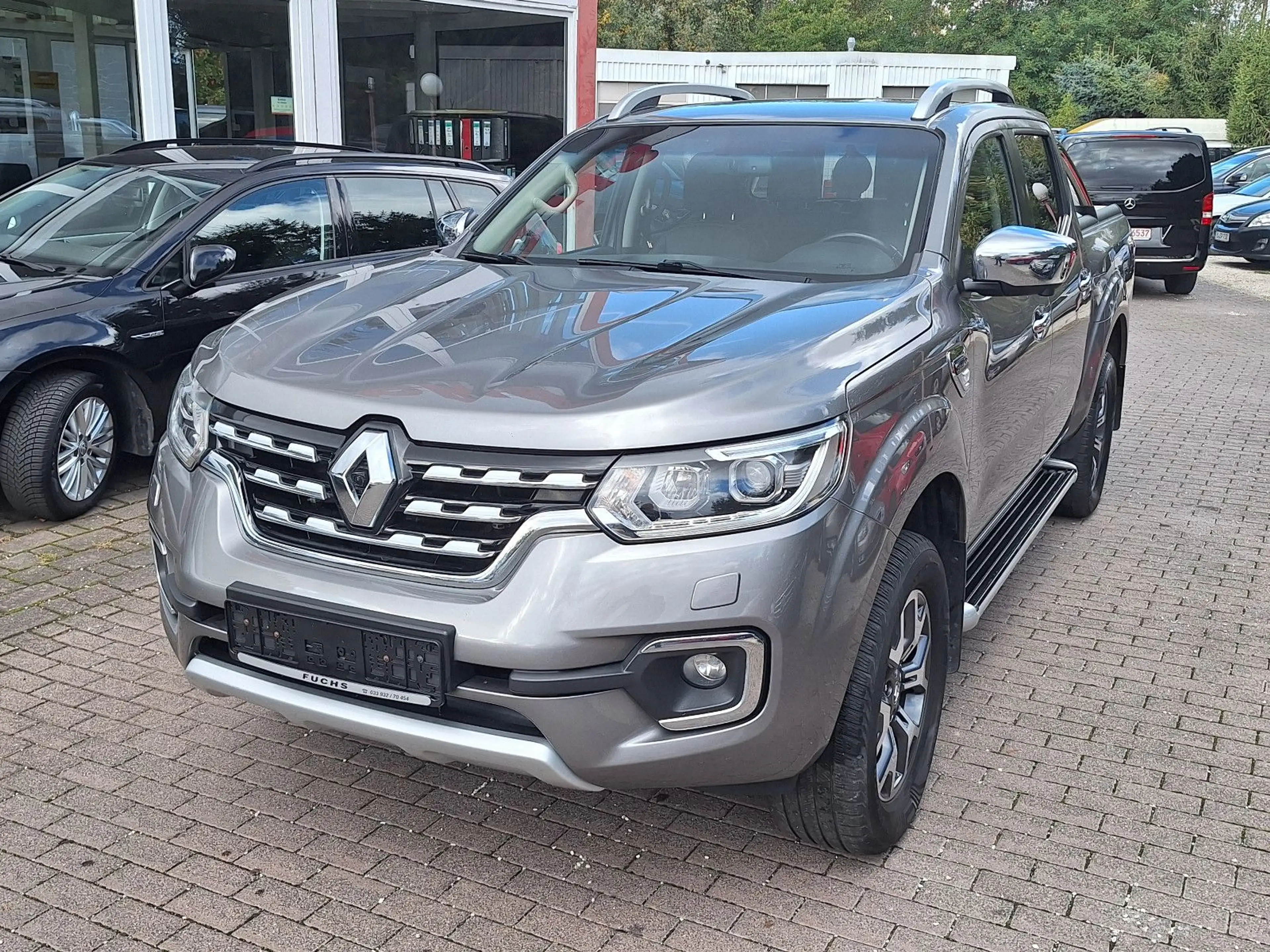 Renault Alaskan Intens Double Cab 4x4 Leder AHK 360° — photo 3