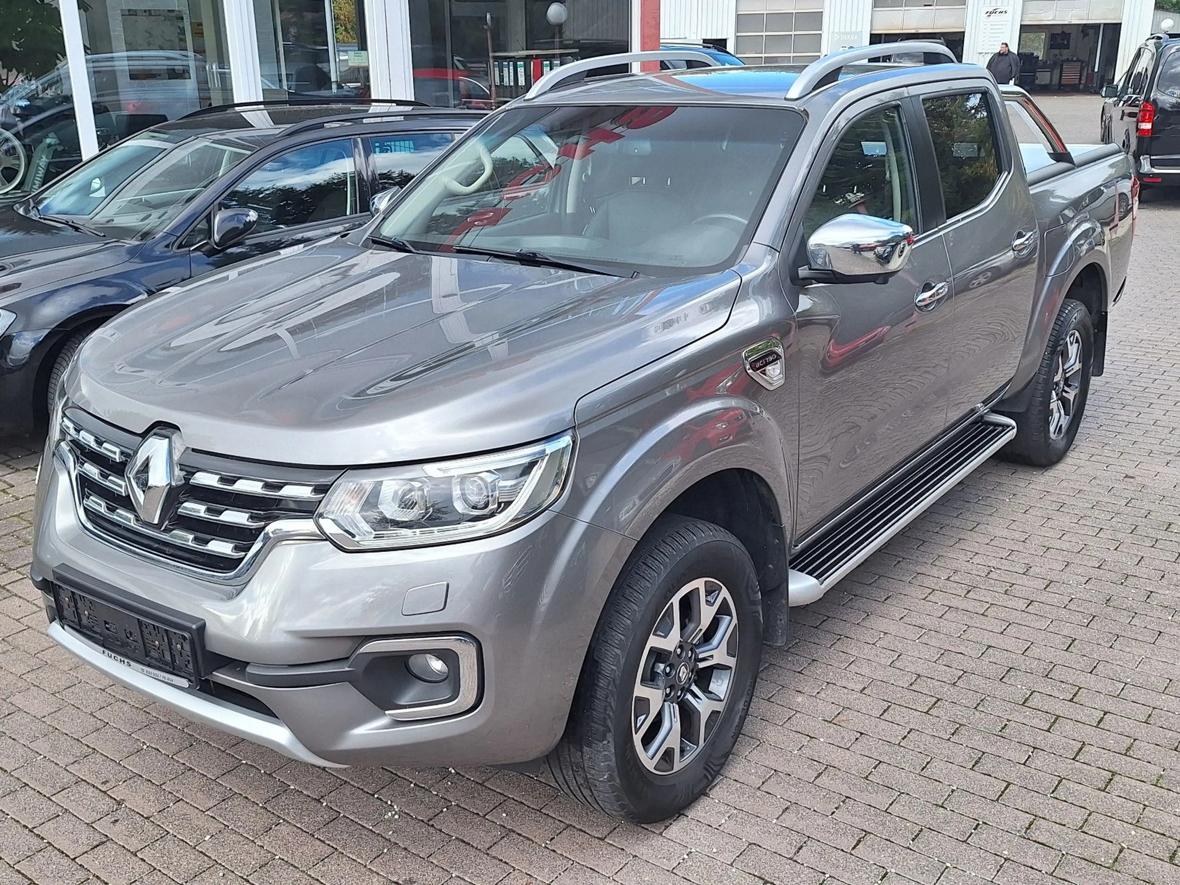 Renault Alaskan Intens Double Cab 4x4 Leder AHK 360°