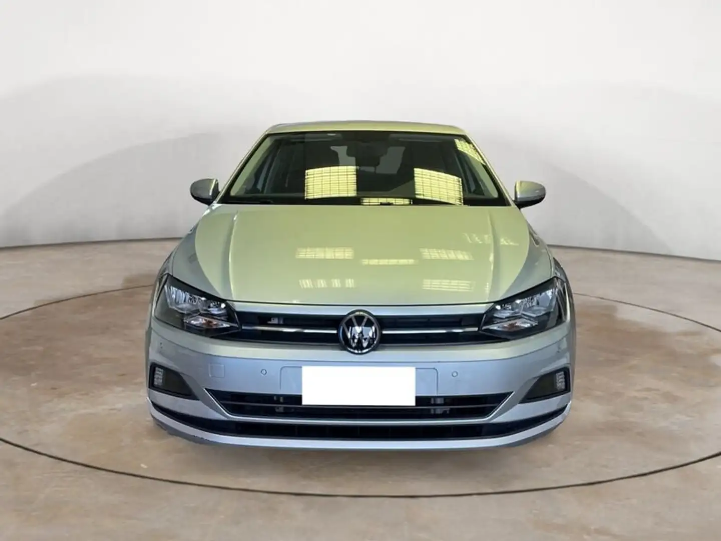 Volkswagen Polo 1.0 TGI 5p. Comfortline BlueMotion Technology Srebrny - 2