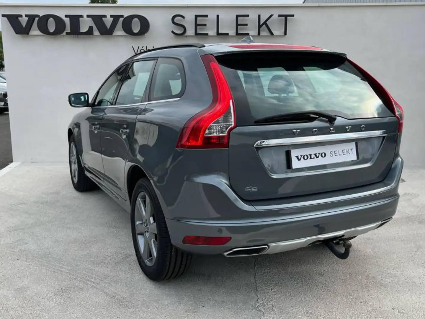 Volvo XC60 D4 190ch Momentum Business Geartronic - 2