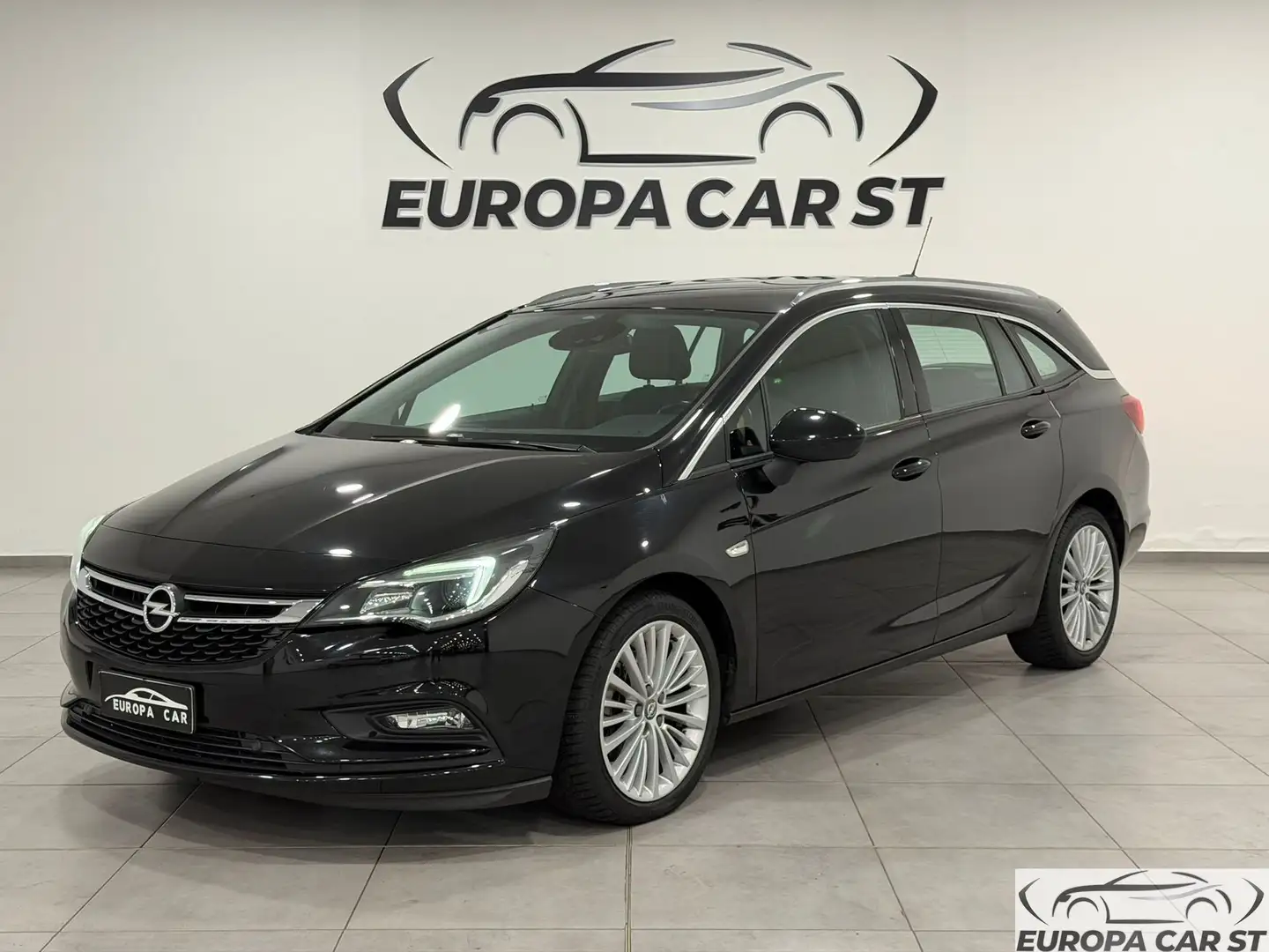Opel Astra Astra 1.6 CDTi 136CV aut. Sports Tourer Innovation Nero - 1