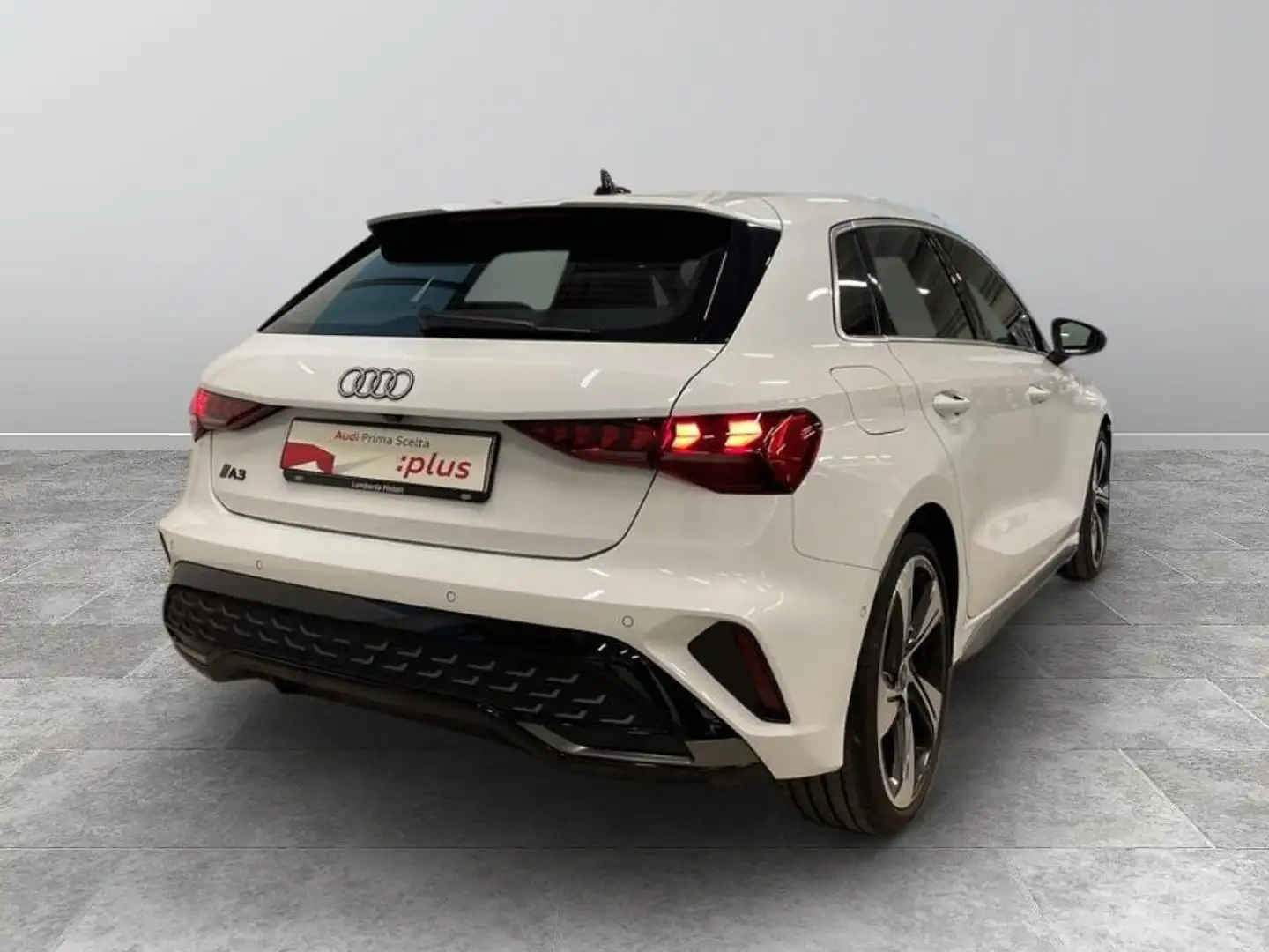 Audi A3 Sportback 35 2.0 tdi S line edition s-tronic Bianco - 2