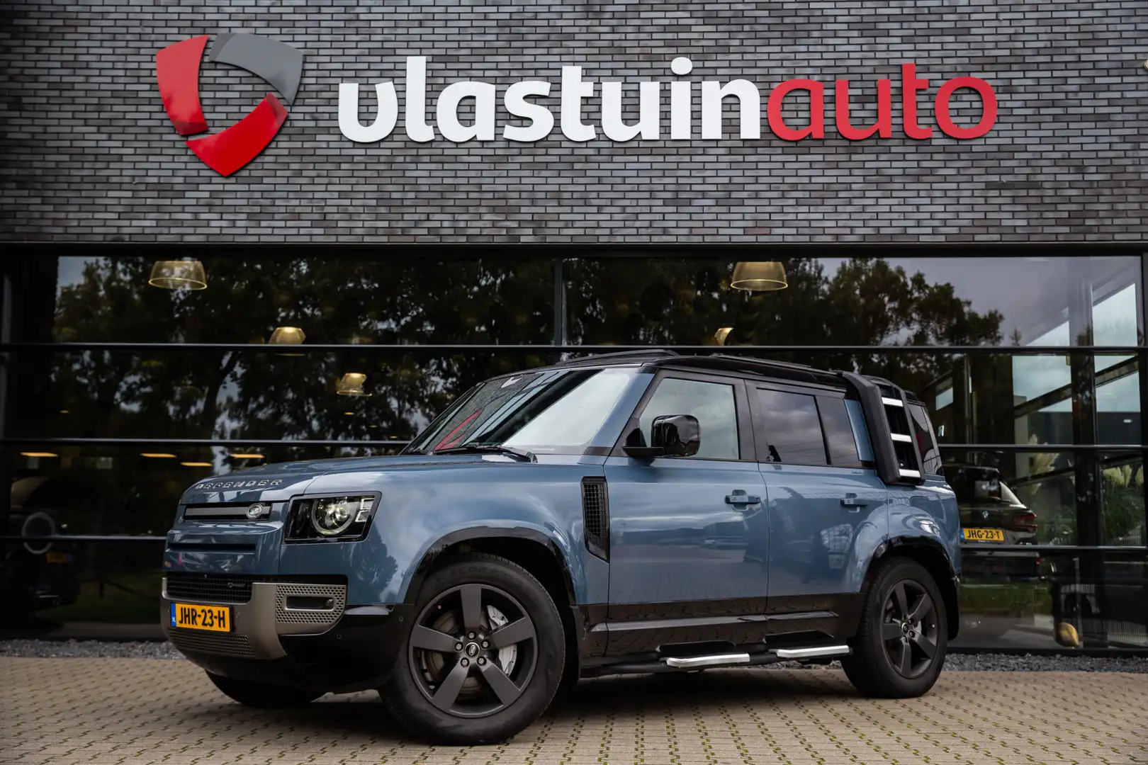 Land Rover Defender 110 2.0 P400e 110 HSE , Panoramadak, Trekhaak, 3Dc Blauw - 1