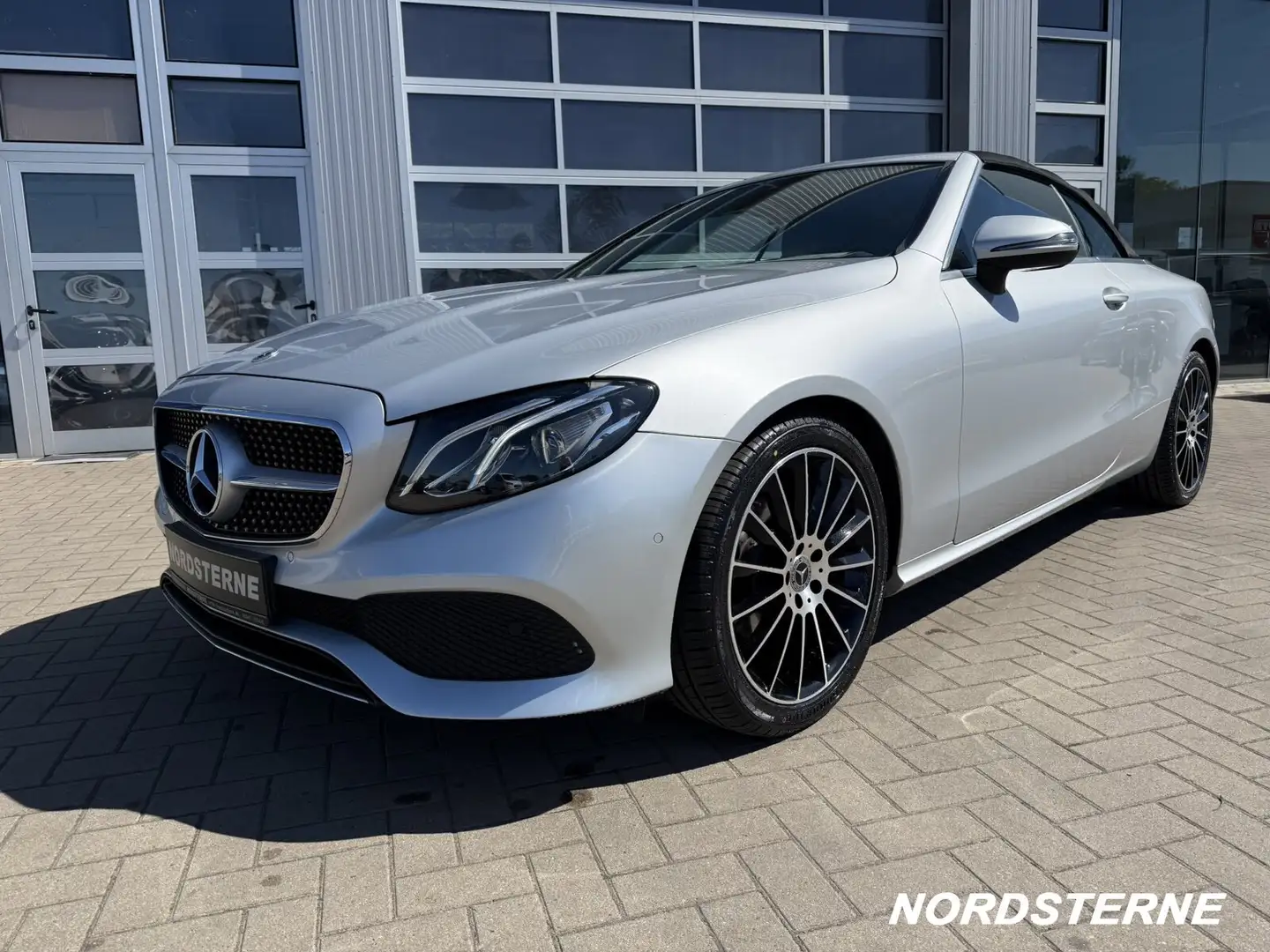 Mercedes-Benz E 220 E 220 d Cabrio Comand Leder AMG Alu Cabrio-Paket Silber - 2