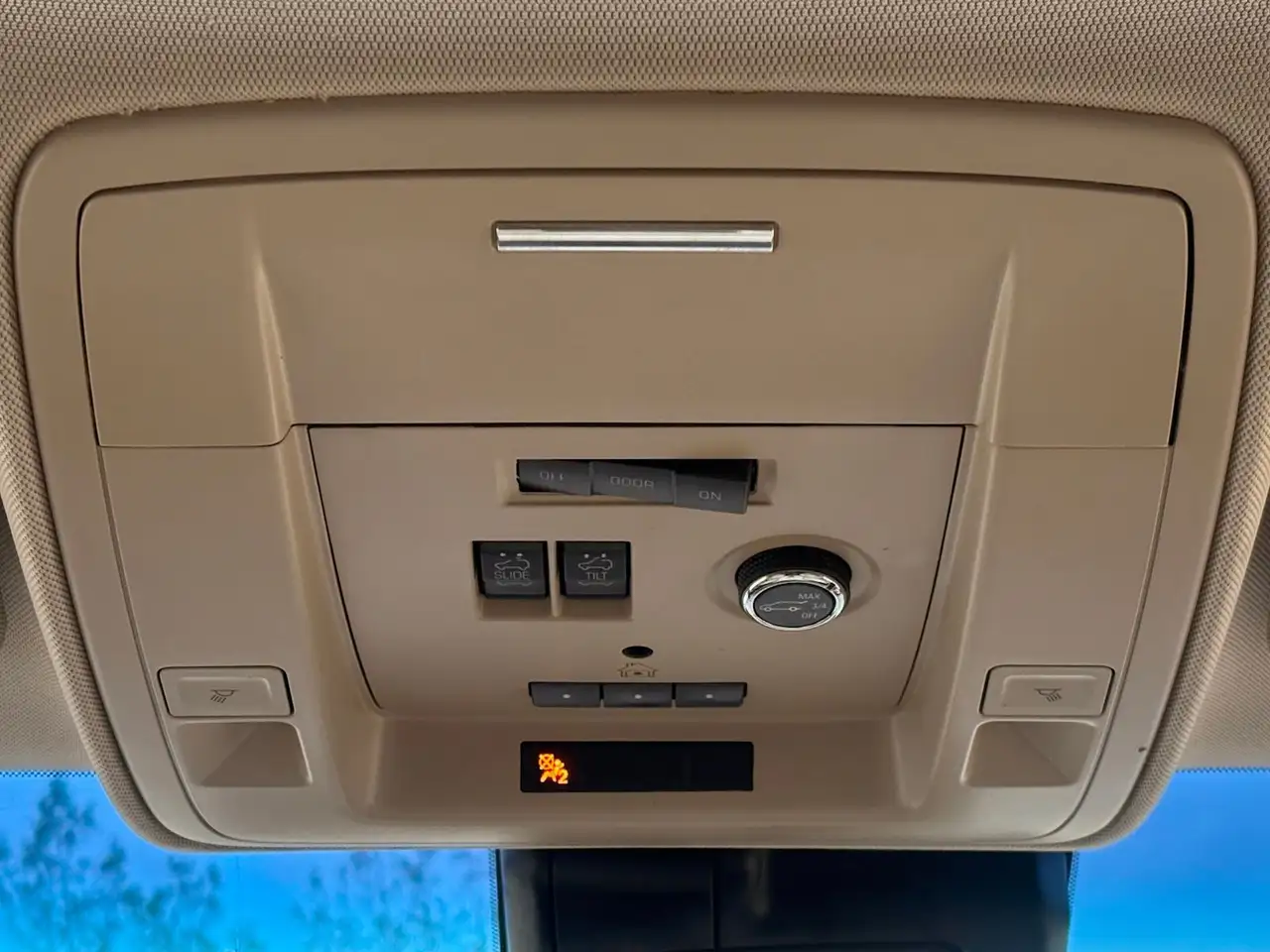 GMC Yukon снимка GMC Yukon