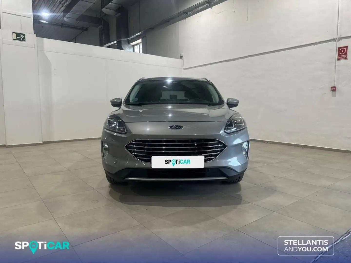 Ford Kuga 1.5 EcoBoost Titanium FWD 150 Gris - 2