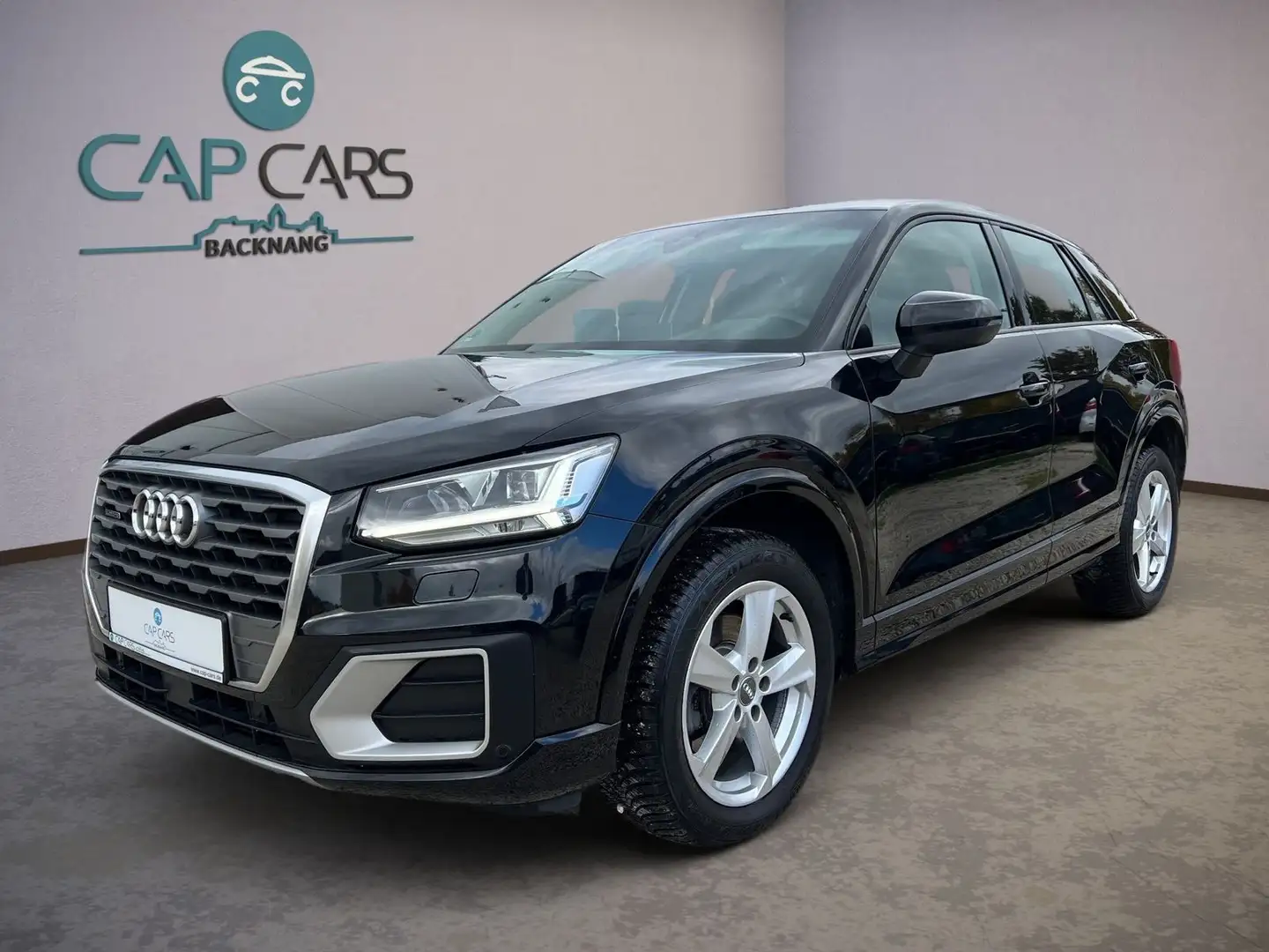 Audi Q2 quattro sport Schwarz - 1