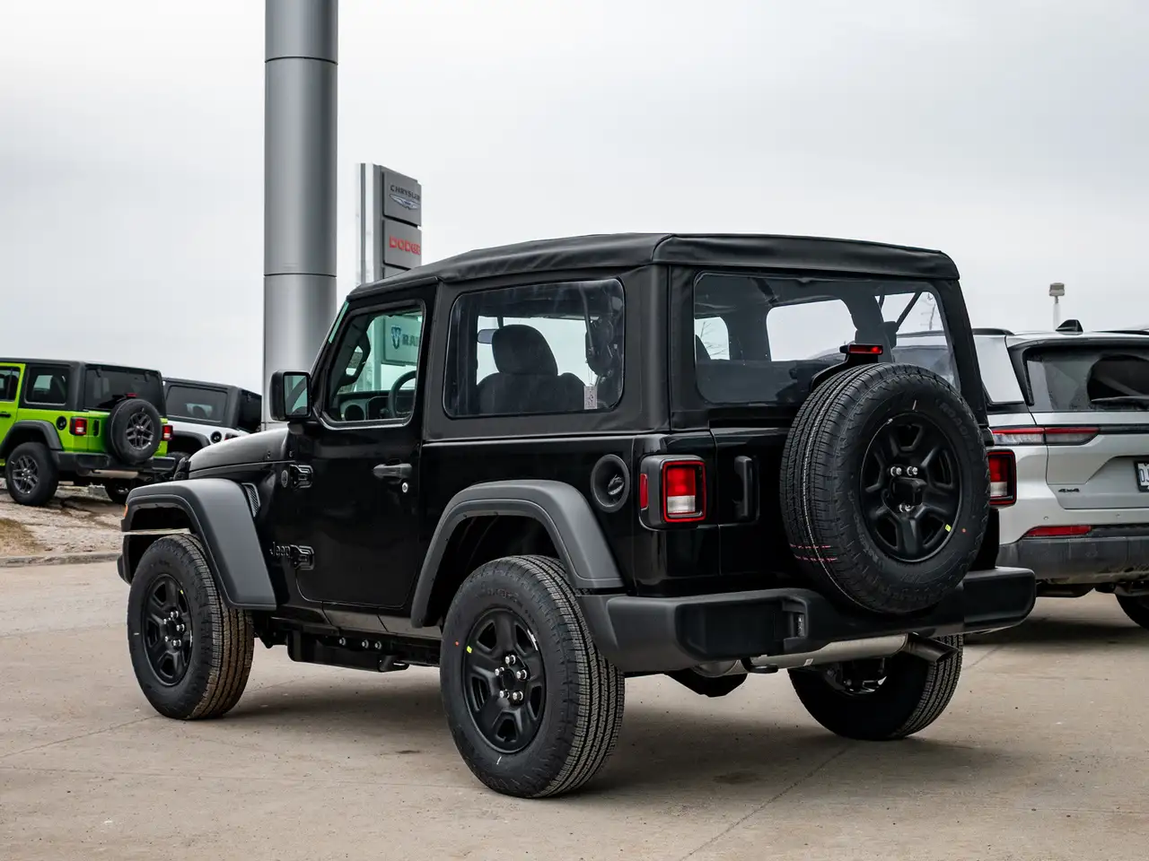 Jeep Wrangler снимка Jeep Wrangler