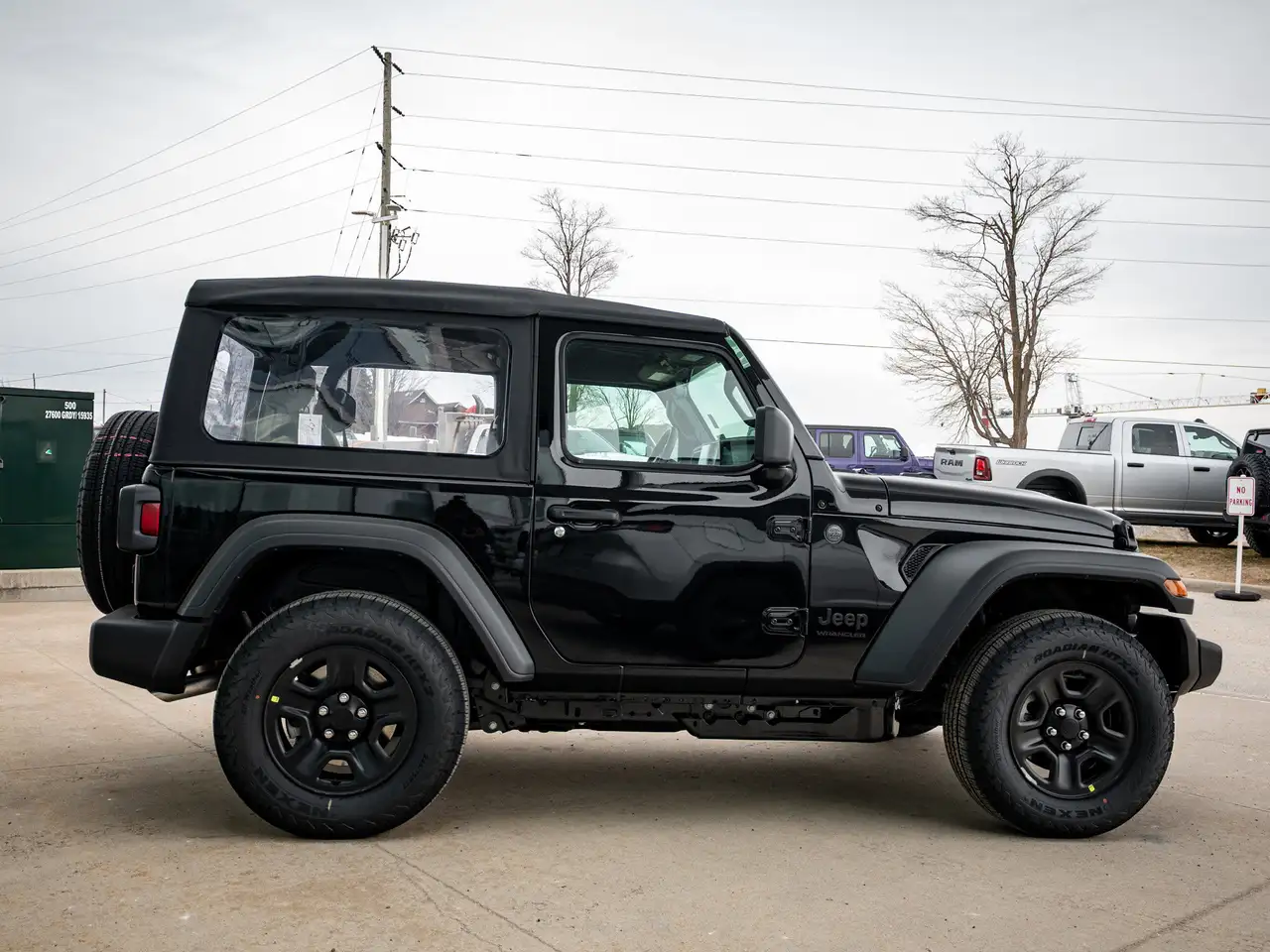 Jeep Wrangler снимка Jeep Wrangler