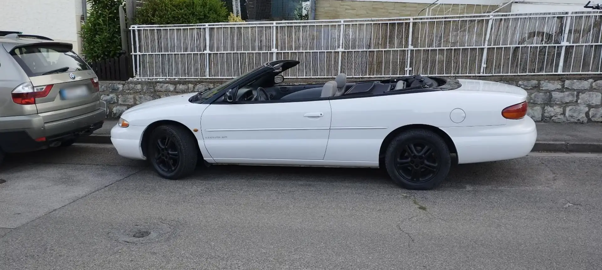 Chrysler Stratus Stratus 2.5 LX Weiß - 2