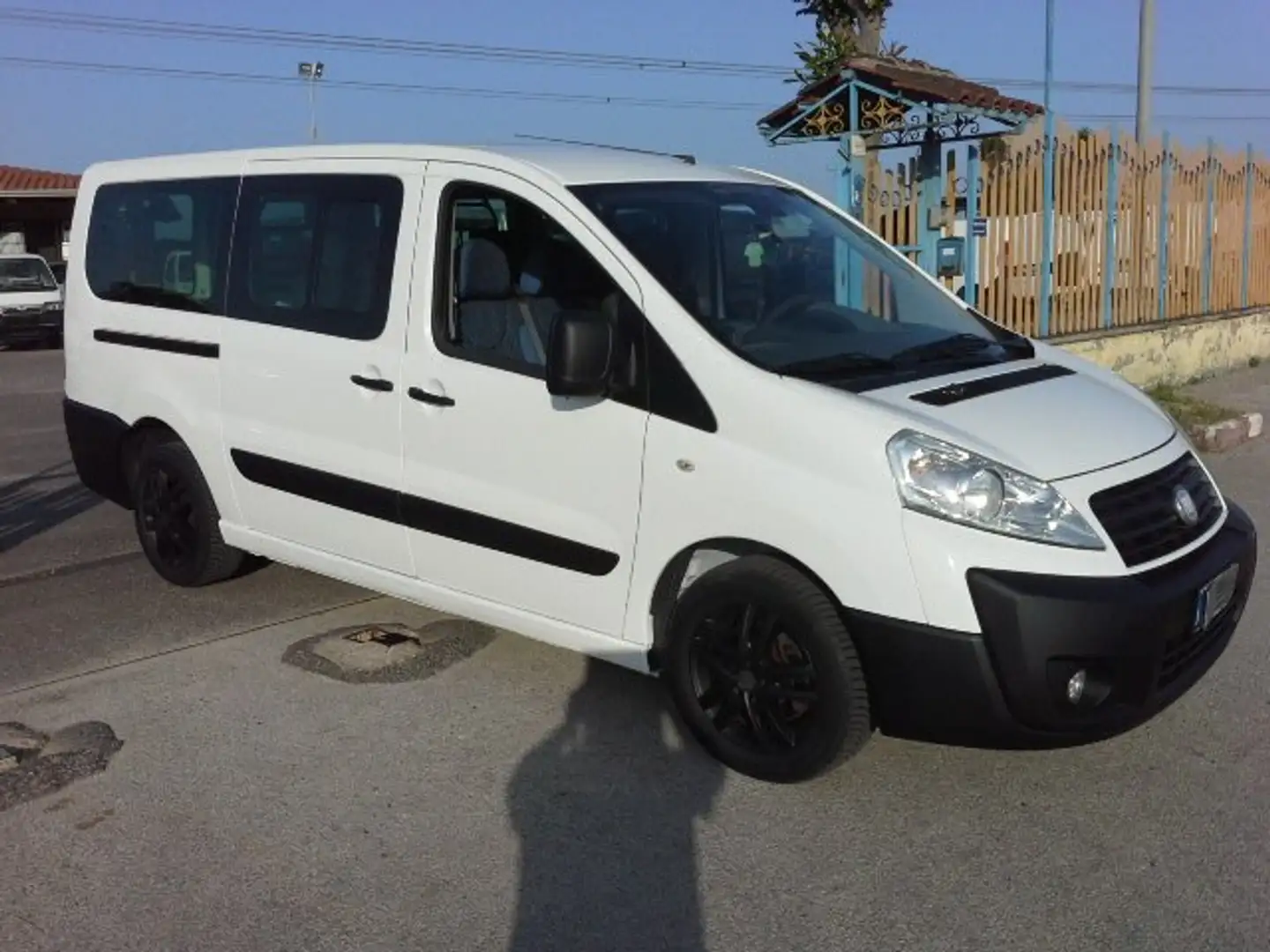 Fiat Scudo 2.0 MJT MAXI CON 6 POSTI N1 AUTOCARRO VETRATO MAXI Blanco - 1