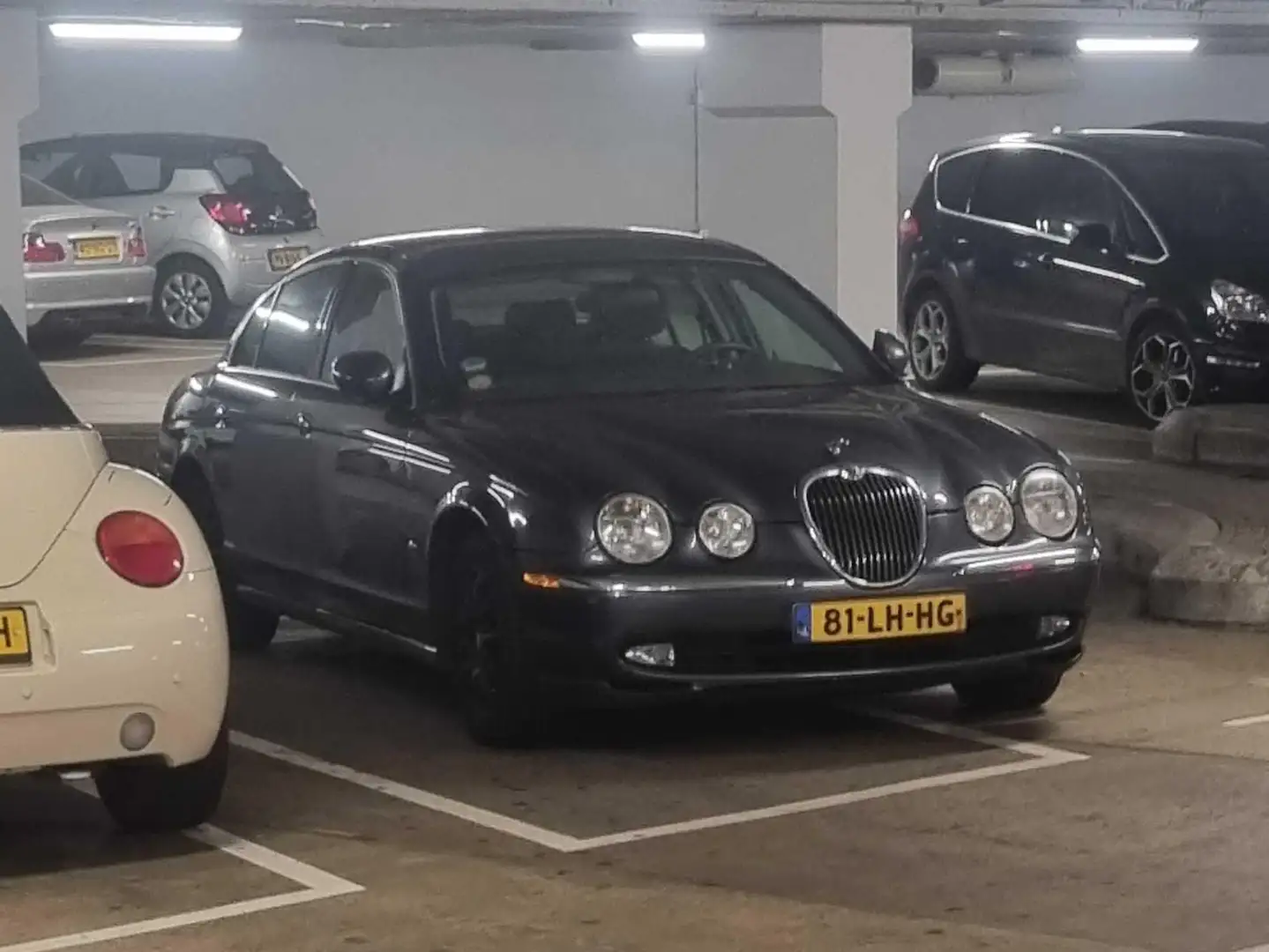 Jaguar S-Type 2.5 V6 Sport Grijs - 1