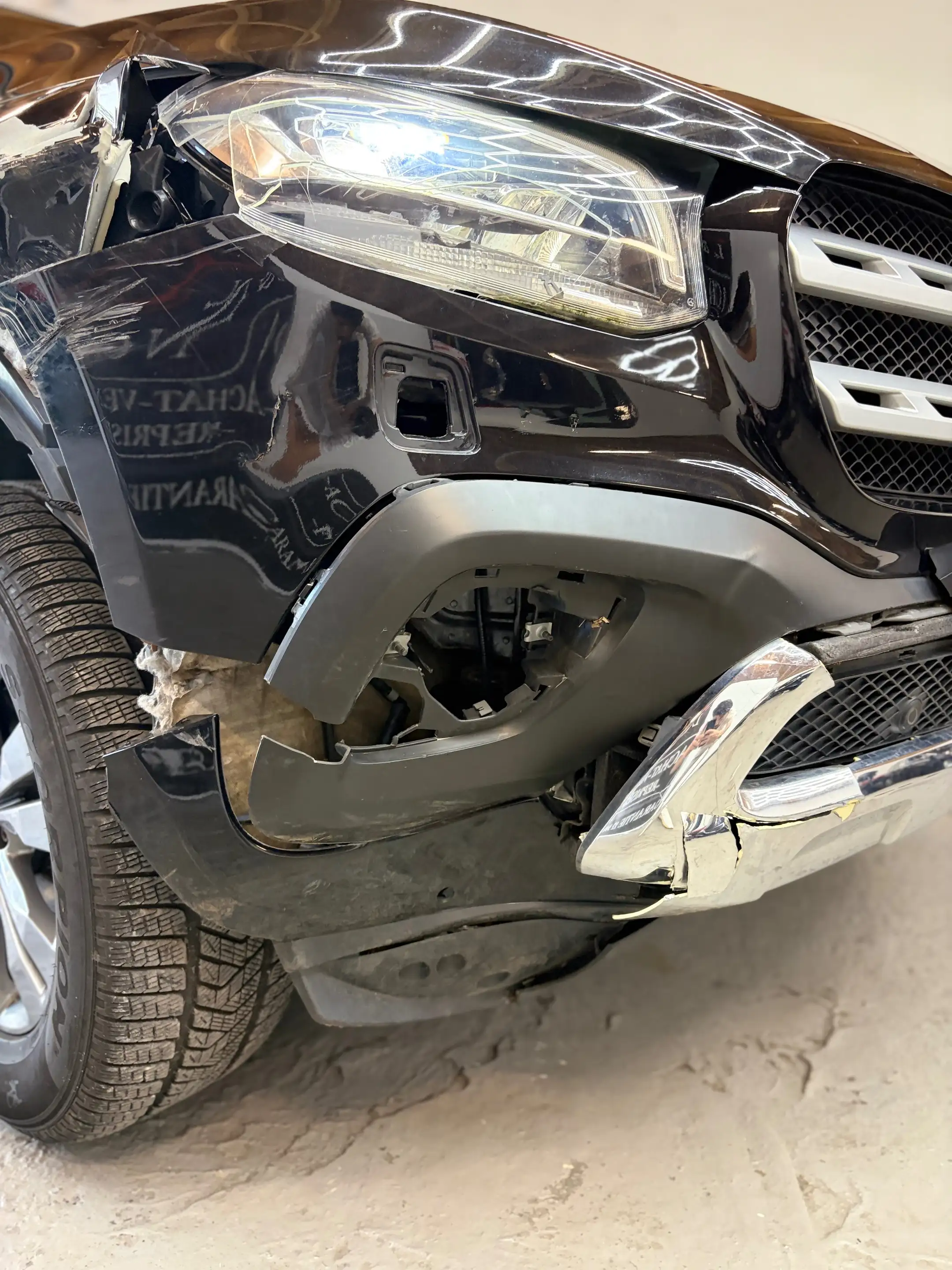 Mercedes-Benz X 250 X 250 d 4Matic Progressive AT ACCIDENTE — photo 11