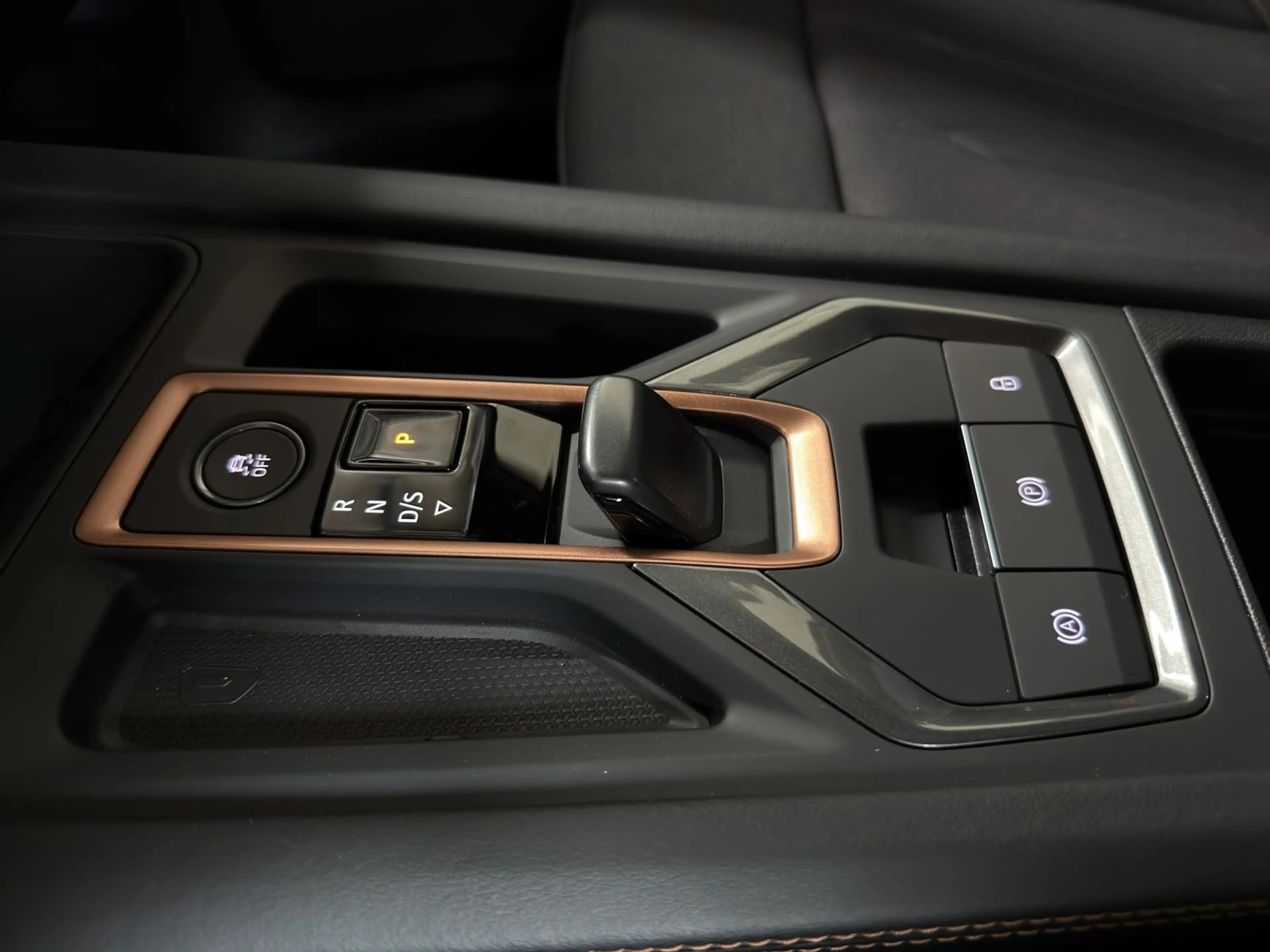 CUPRA Formentor 2.0 TSI DSG 4D MATRIX KAMERA DCC SENNH — photo 11