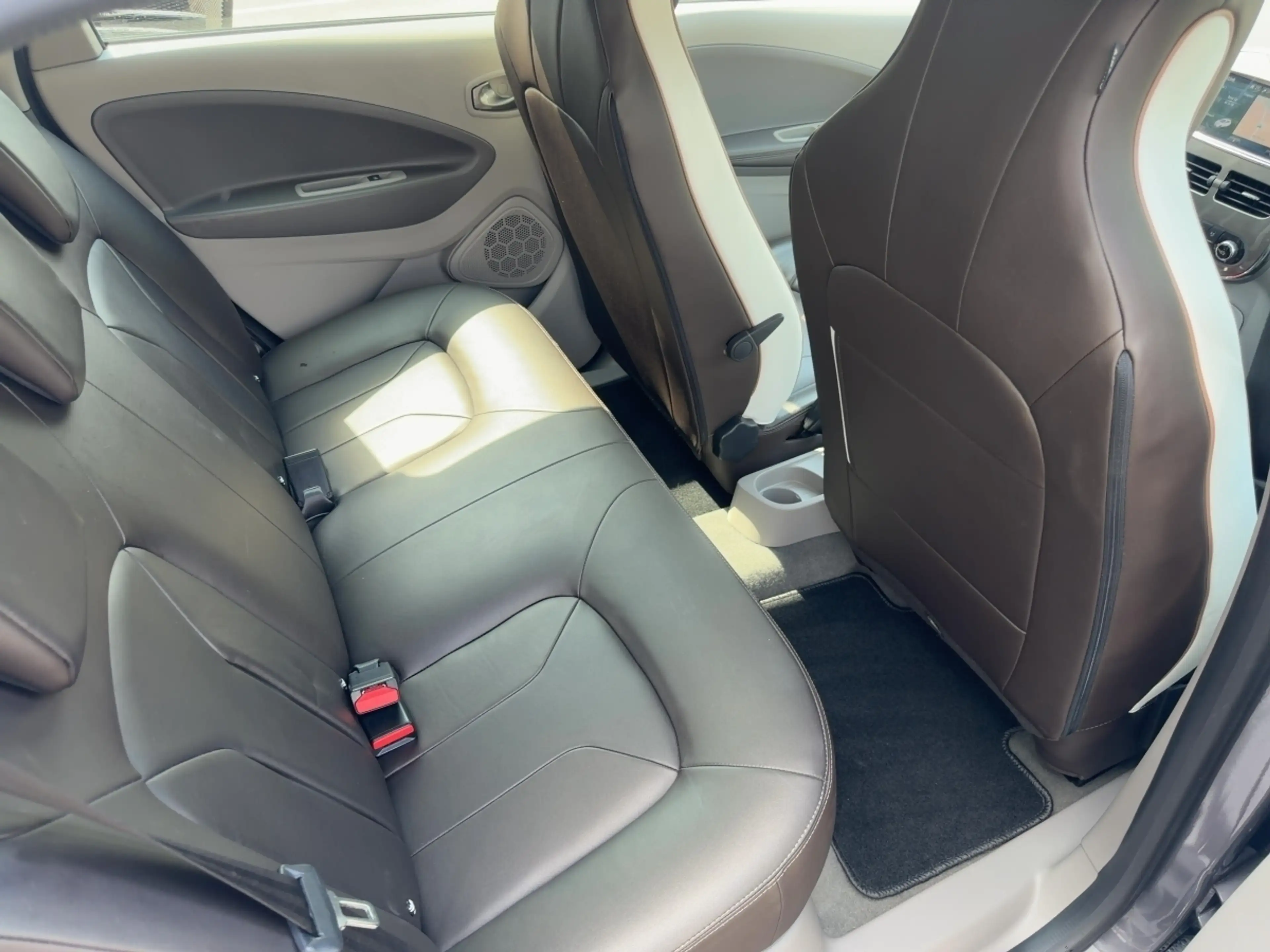 Renault ZOE R110 BOSE Batteriemiete Z.E.40 (41kWh) LEDER — photo 12