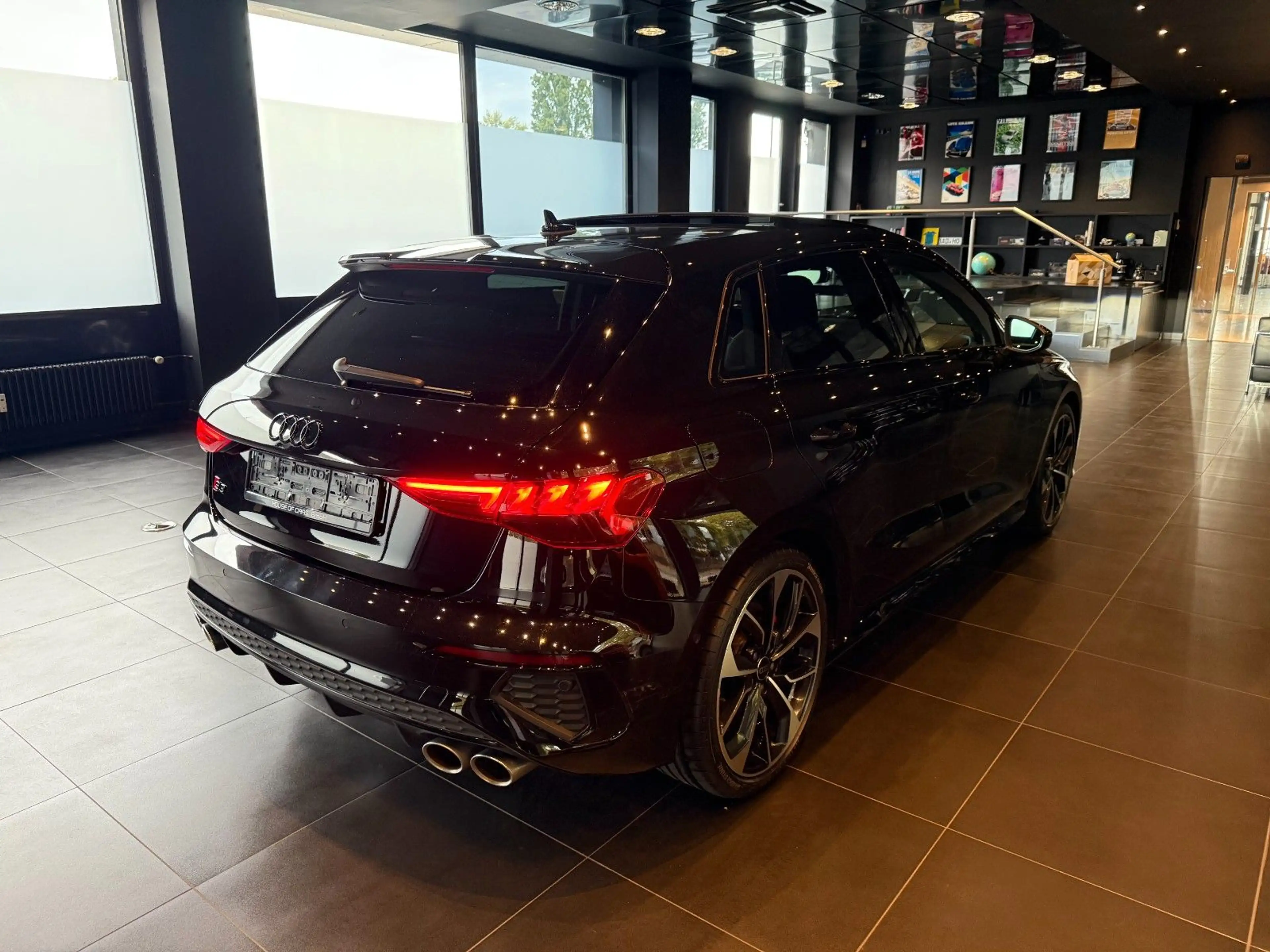 Audi S3 Sportback 2.0 TFSI quattro*Pano*B&O*ACC*1Hand — photo 8
