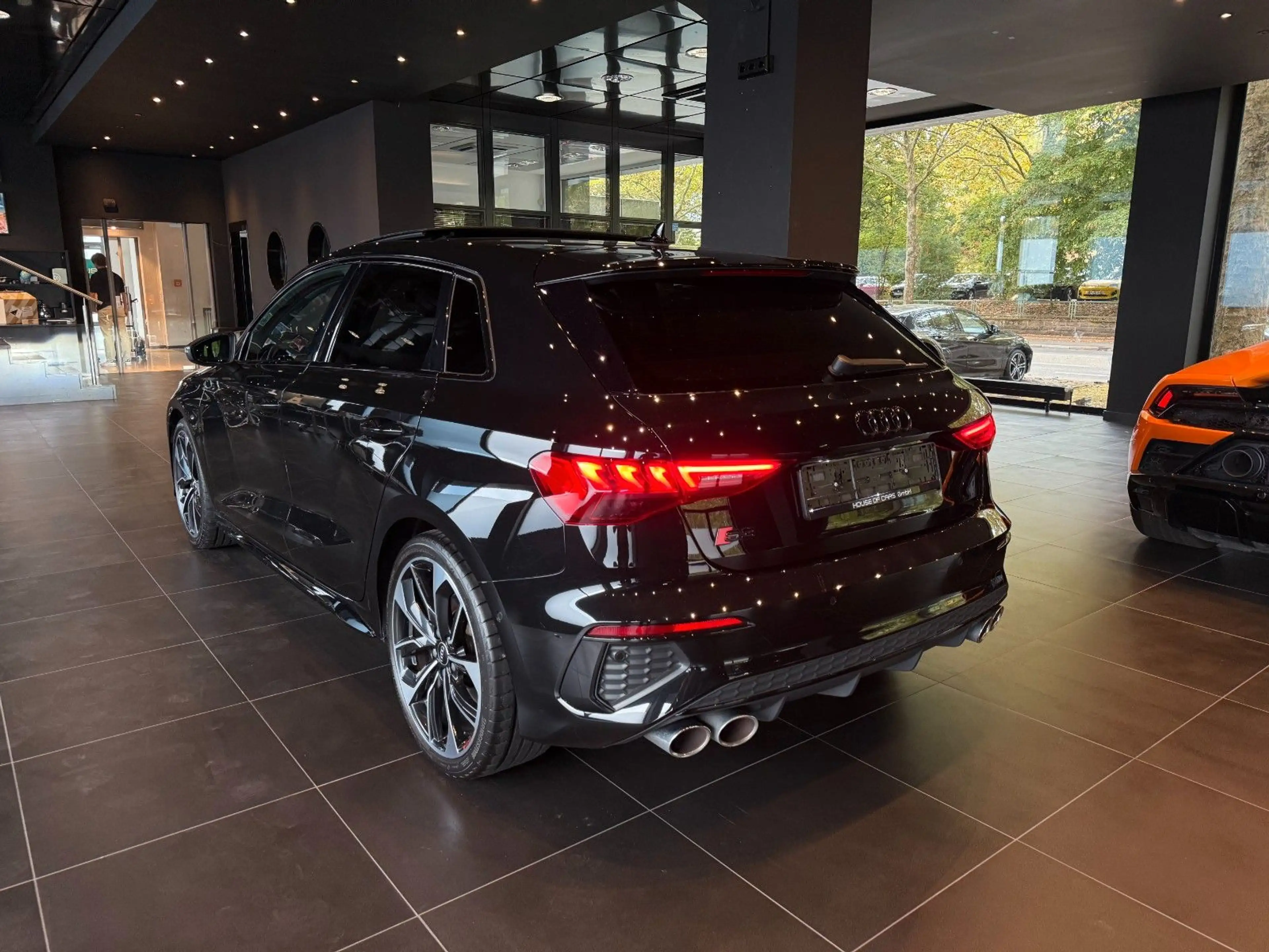 Audi S3 Sportback 2.0 TFSI quattro*Pano*B&O*ACC*1Hand — photo 6