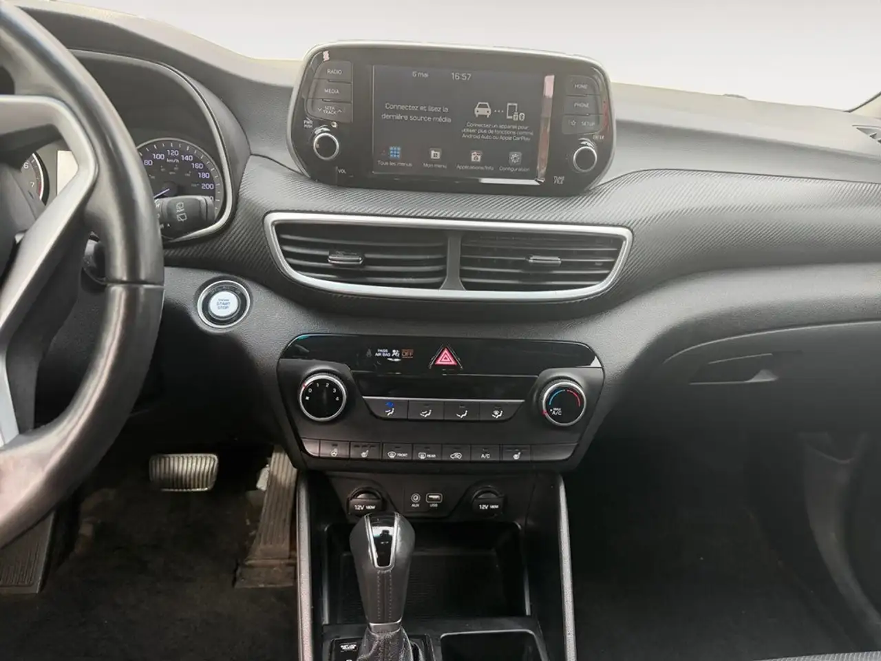 Hyundai TUCSON снимка Hyundai TUCSON