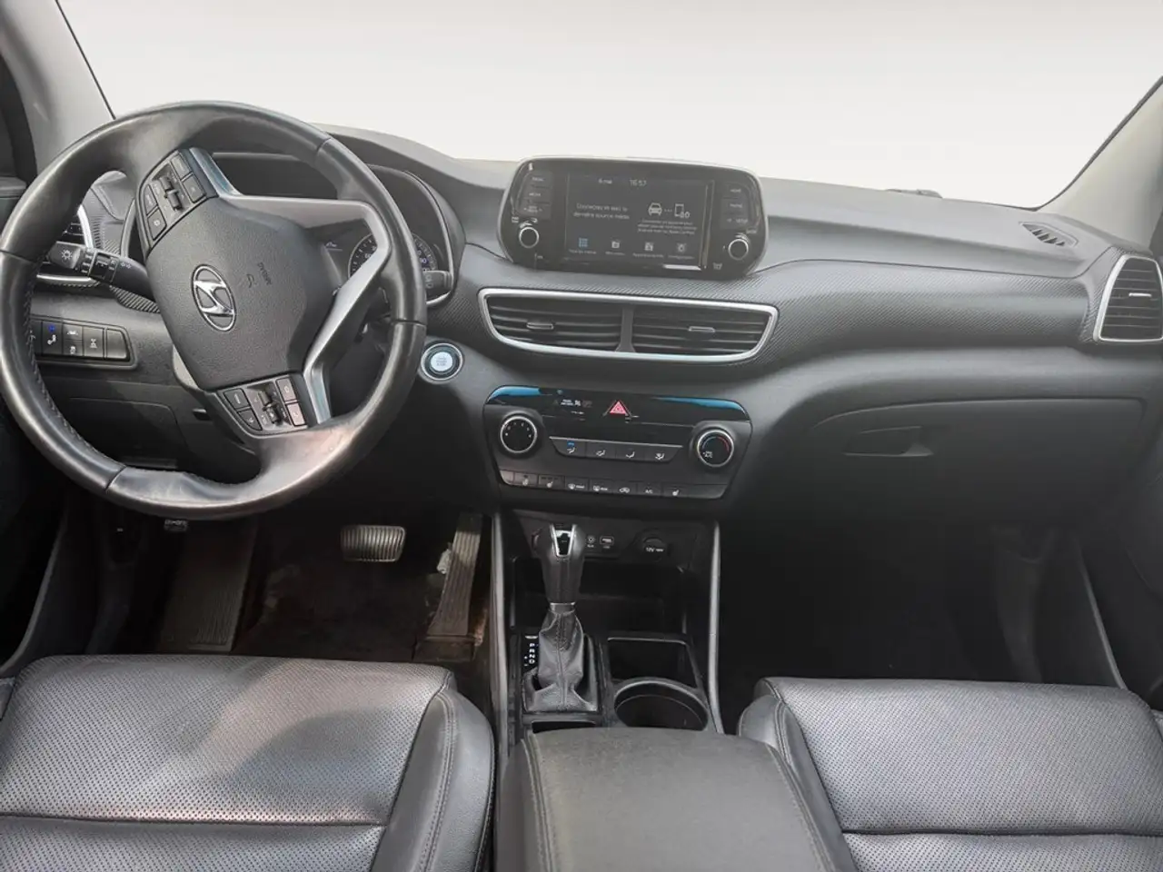 Hyundai TUCSON снимка Hyundai TUCSON