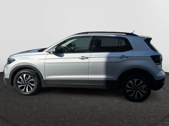 Volkswagen T-Cross view 2