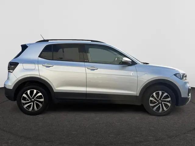 Volkswagen T-Cross view 11
