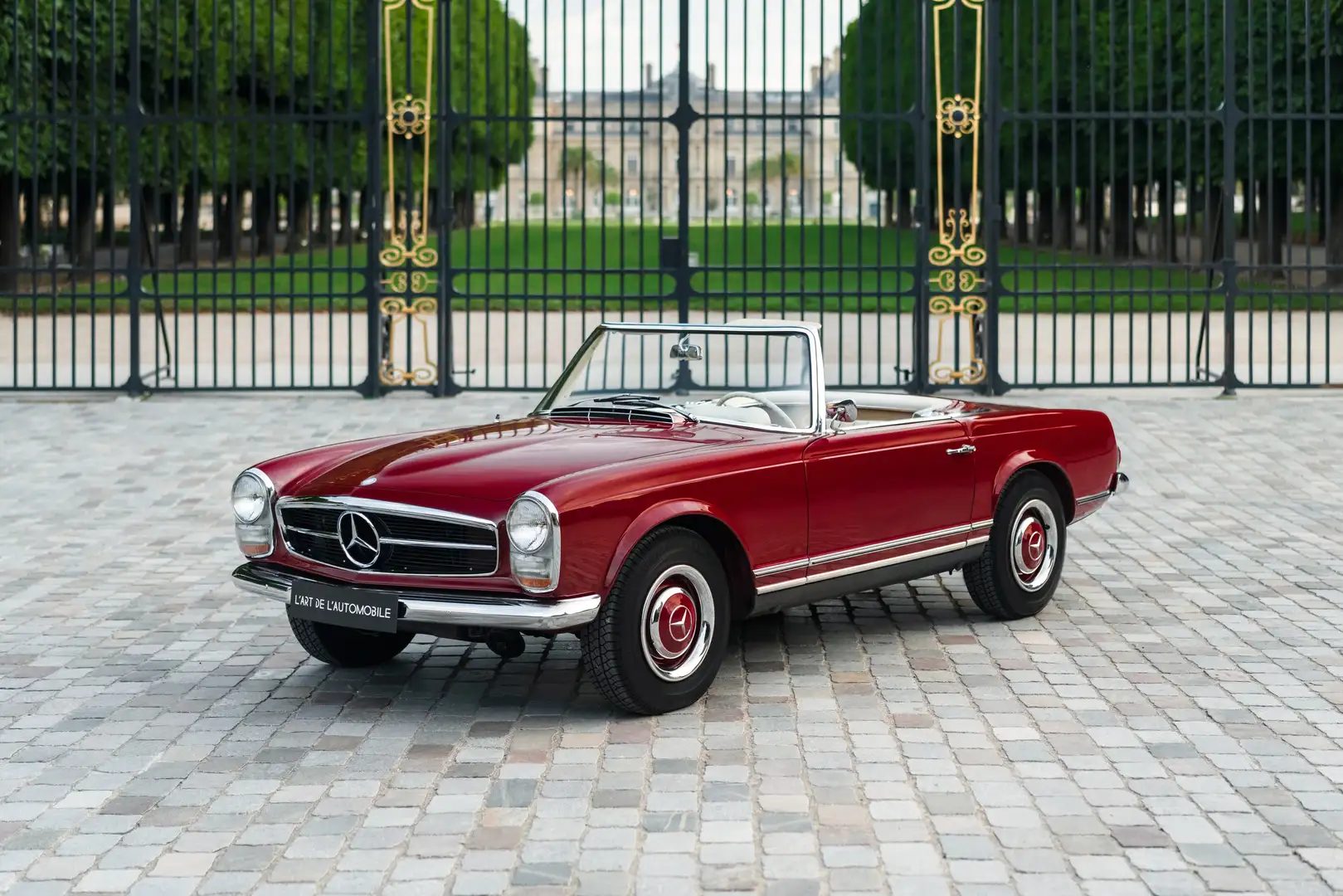 Mercedes-Benz SL 230 Pagode Automatic, only 40 500 kms/original invoice Rot - 1