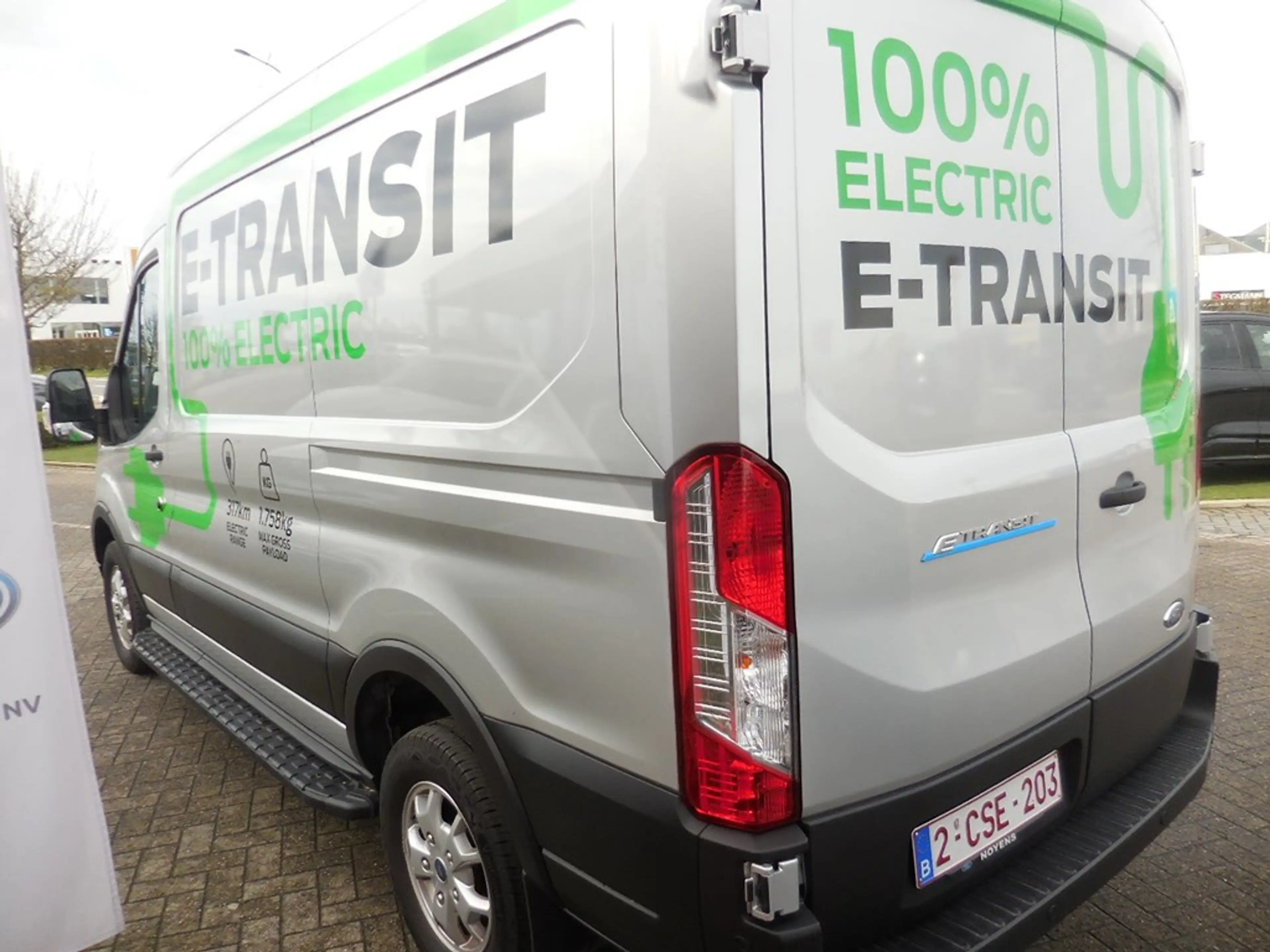 Ford E-Transit Trend — photo 5